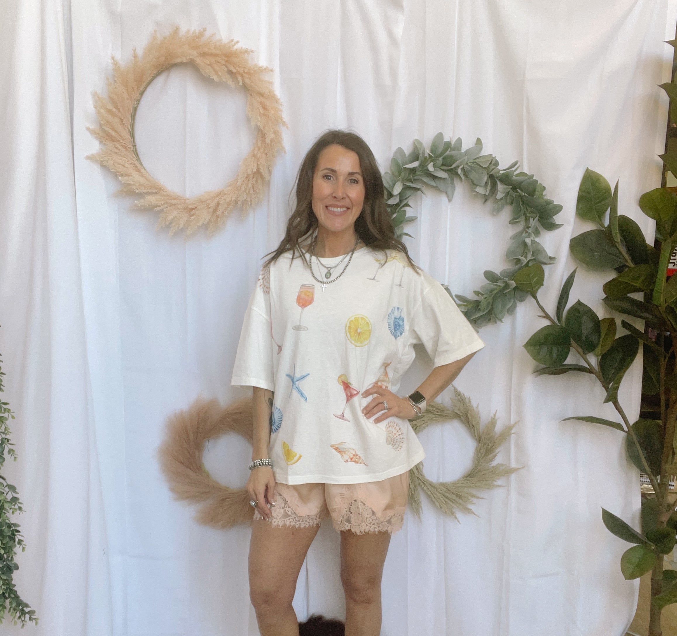 Seafood and Cocktails Tee-Graphic Tees-hem and thread-The Silo Boutique, Women's Fashion Boutique Located in Warren and Grand Forks North Dakota