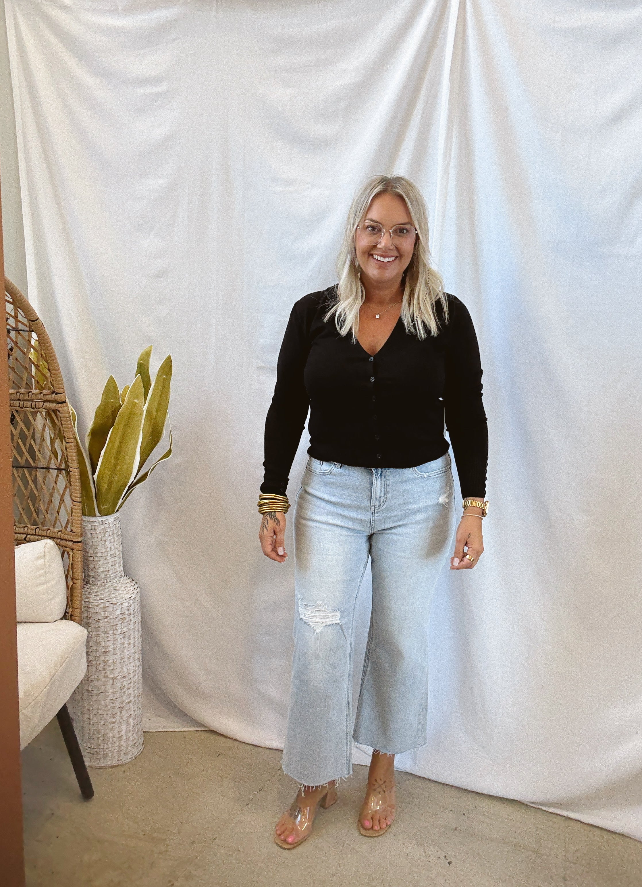 Mica Light Cloudy Jeans-Jeans-mica-The Silo Boutique, Women's Fashion Boutique Located in Warren and Grand Forks North Dakota