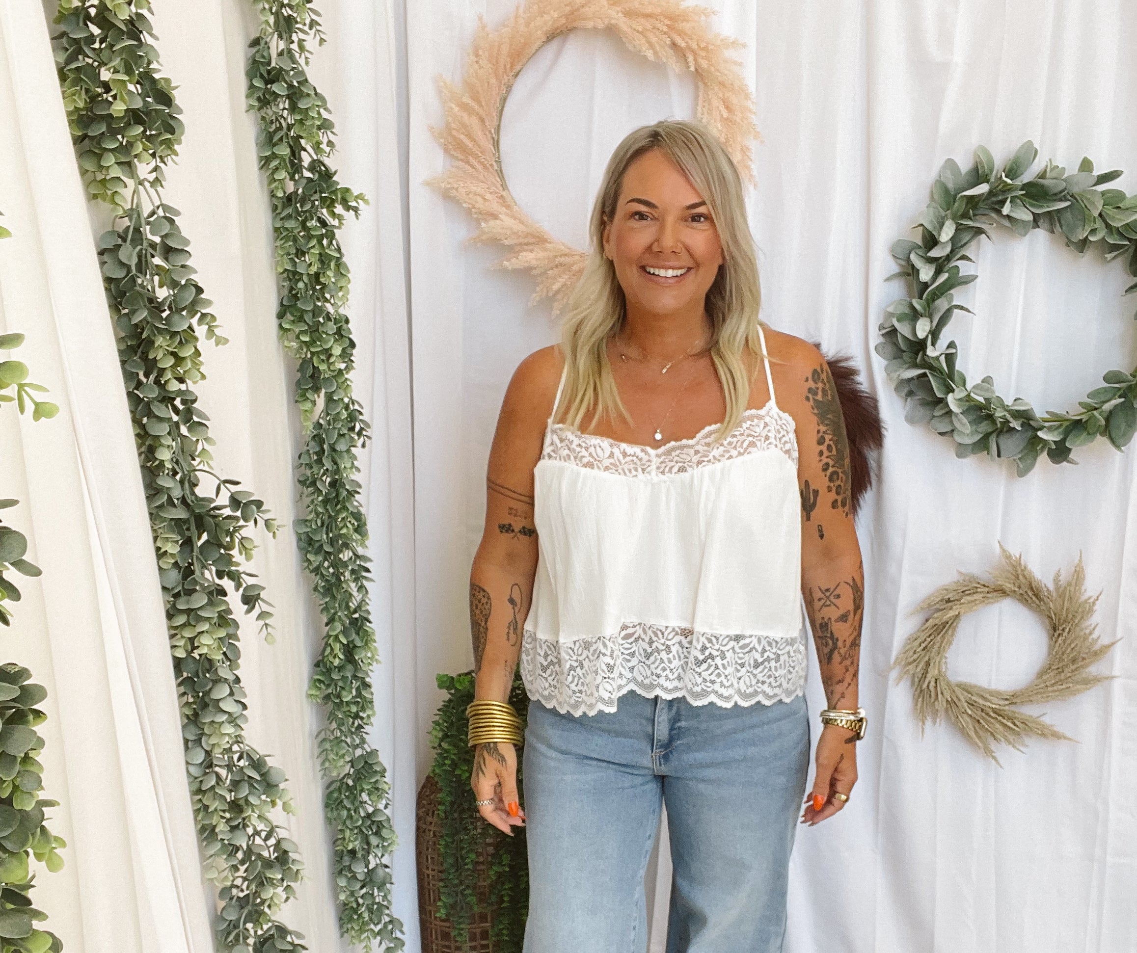 Mica Paradiso Wide Leg Jeans-Jeans-mica-The Silo Boutique, Women's Fashion Boutique Located in Warren and Grand Forks North Dakota