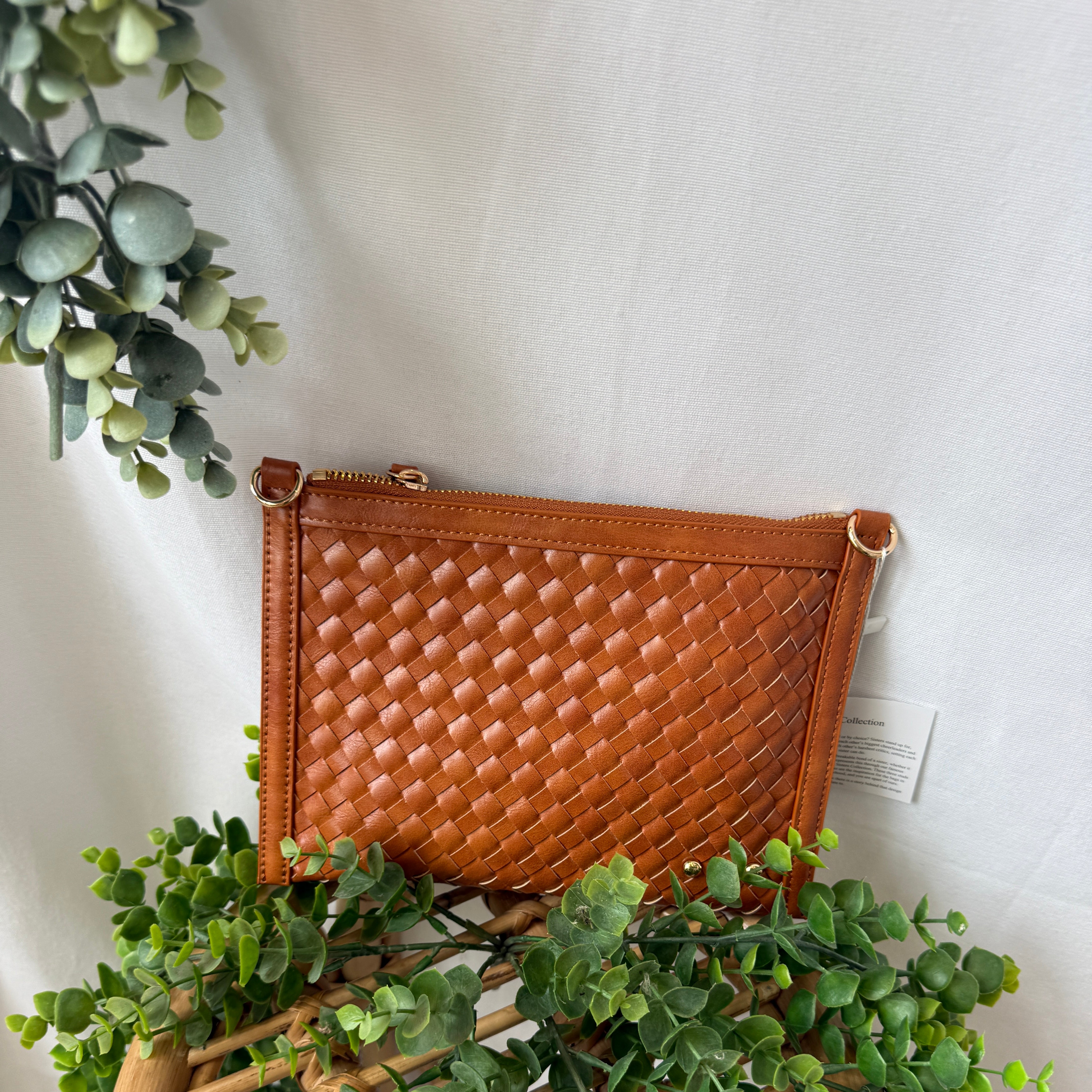 Pretty Simple Clutch Bag-Brown-The Silo Boutique-The Silo Boutique, Women's Fashion Boutique Located in Warren and Grand Forks North Dakota