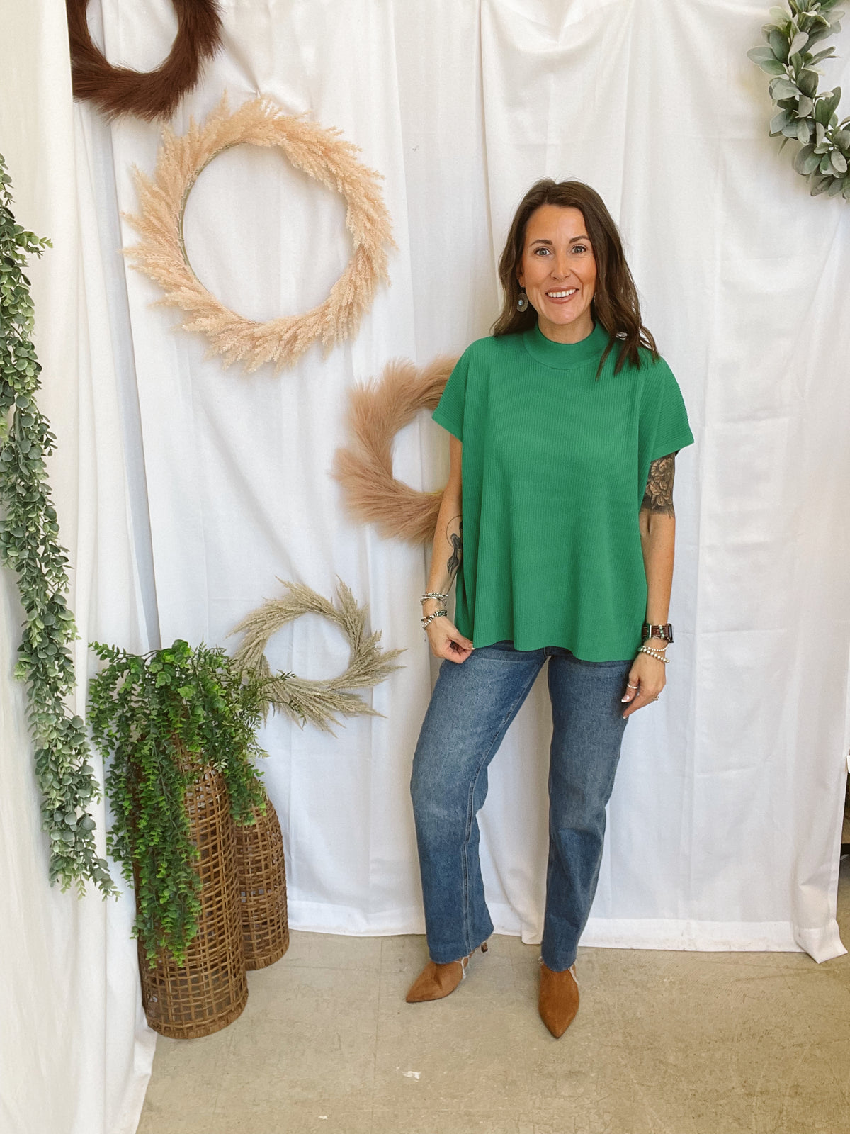 Betty Short Sleeve Sweater-Green-Sweaters-Zenana-The Silo Boutique, Women's Fashion Boutique Located in Warren and Grand Forks North Dakota
