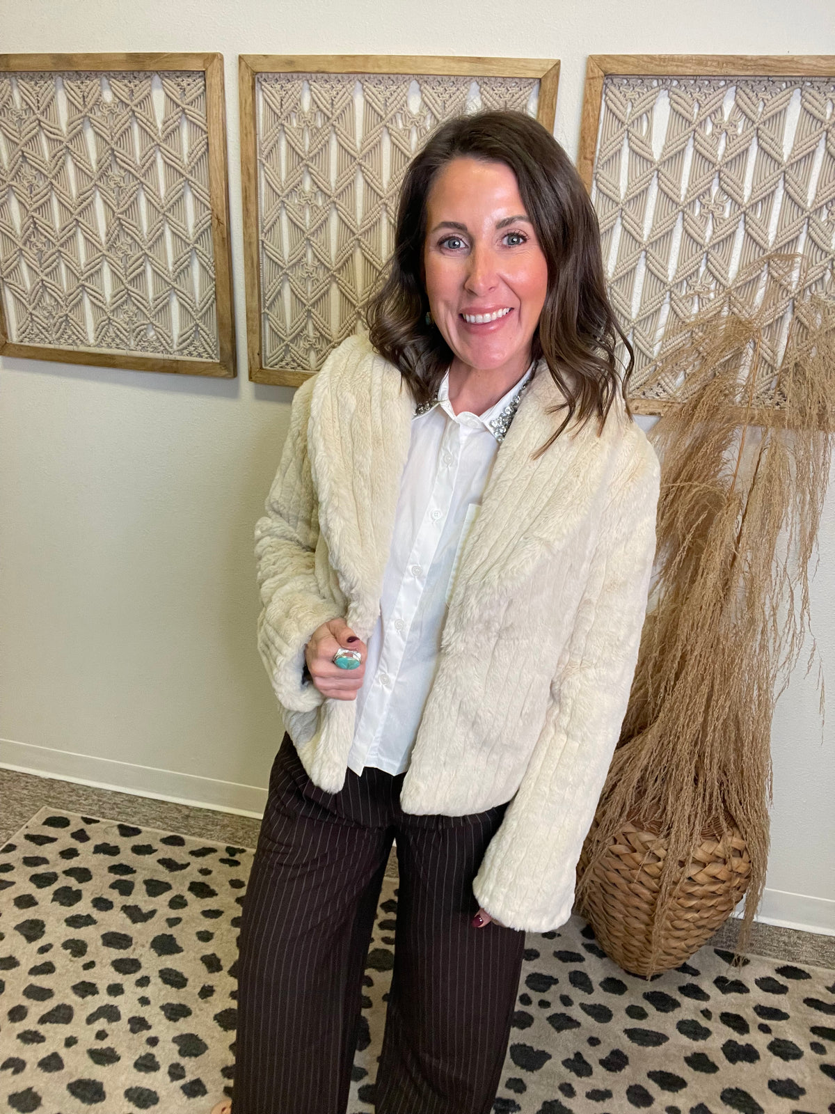 Elan Big Collar Fur Jacket-Beige-Tank Tops-elan-The Silo Boutique, Women's Fashion Boutique Located in Warren and Grand Forks North Dakota