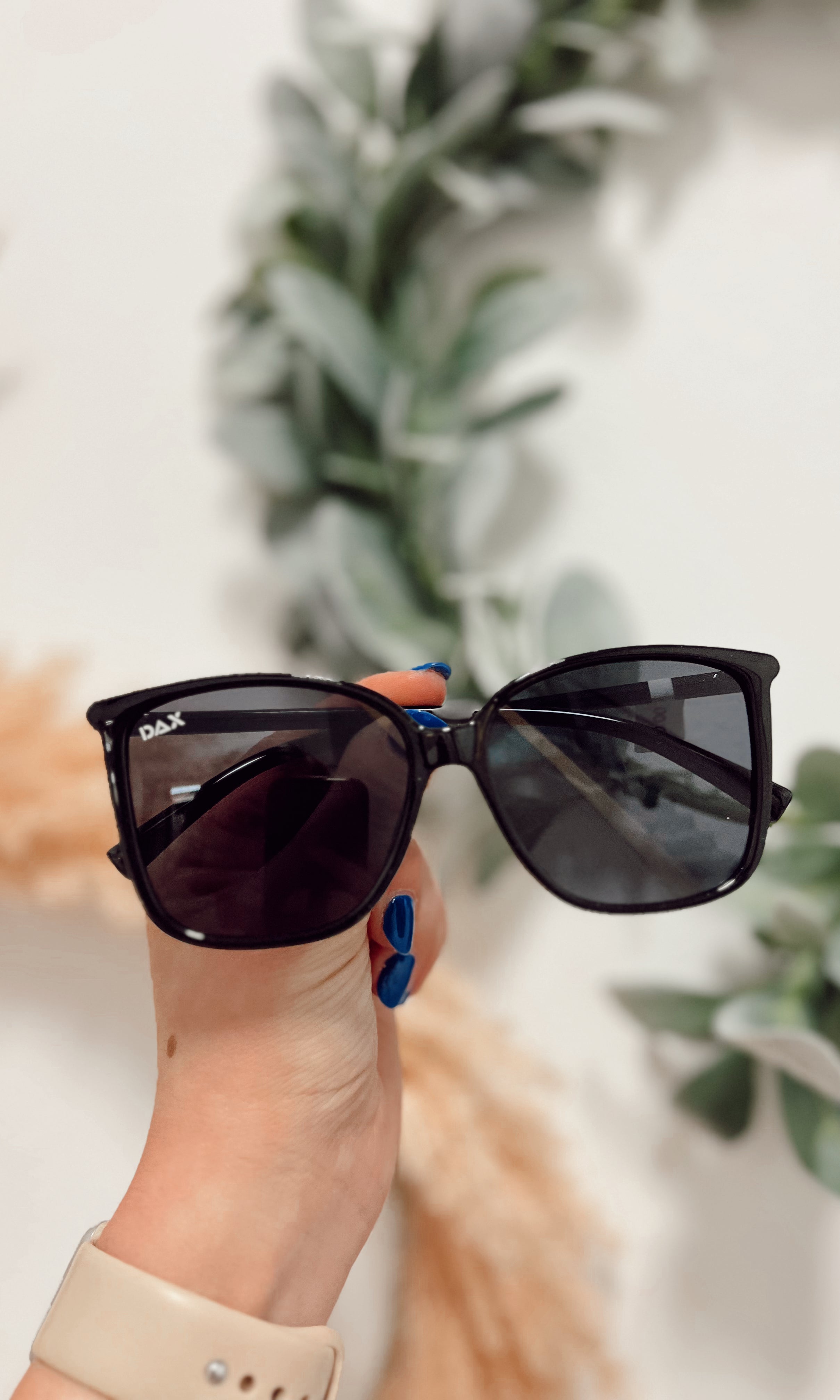 Dax High Class Black Sunglasses-Sunglasses-dax-The Silo Boutique, Women's Fashion Boutique Located in Warren and Grand Forks North Dakota