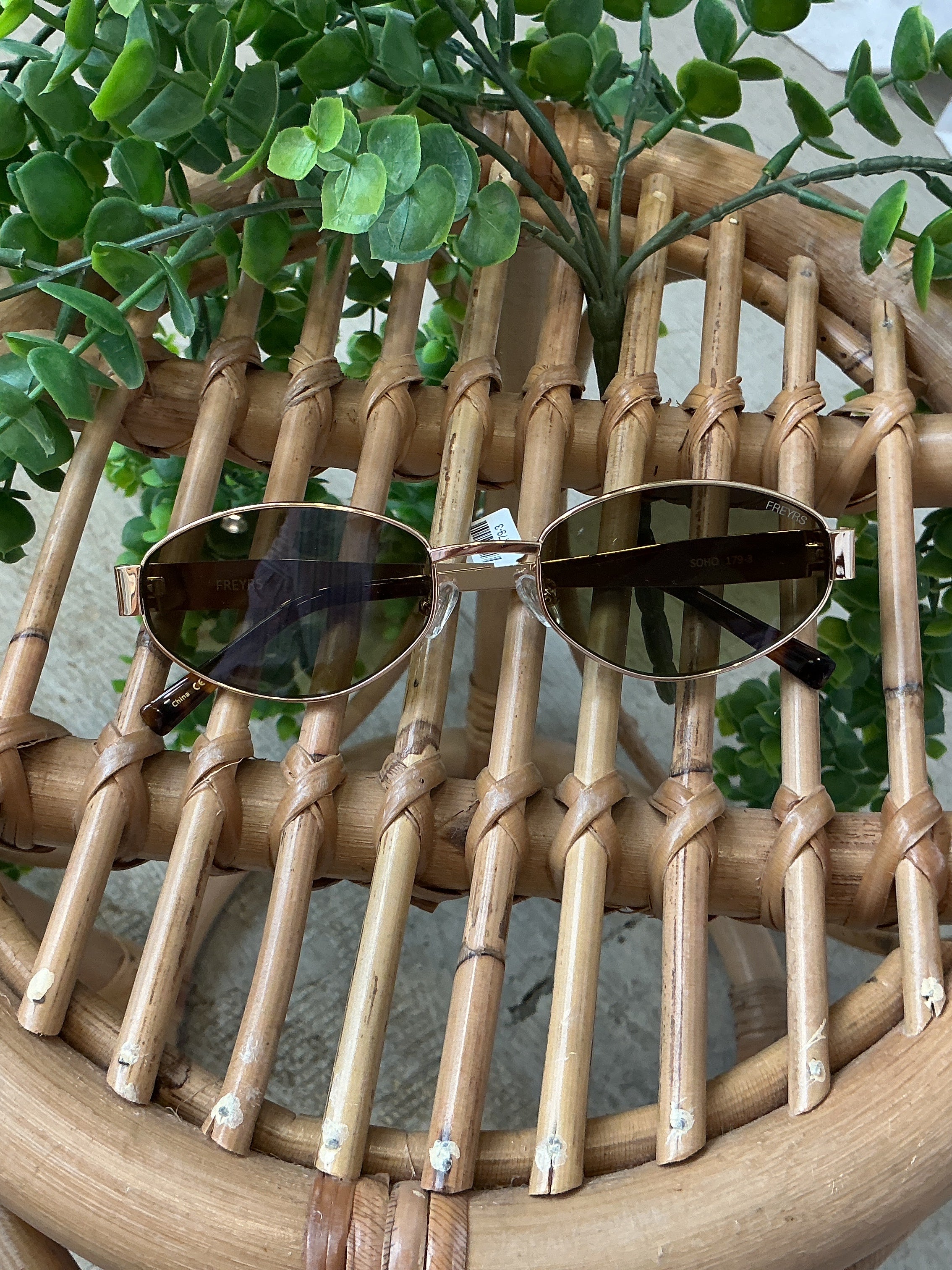 Freyrs Soho Sunglasses-Green-Sunglasses-freyers-The Silo Boutique, Women's Fashion Boutique Located in Warren and Grand Forks North Dakota
