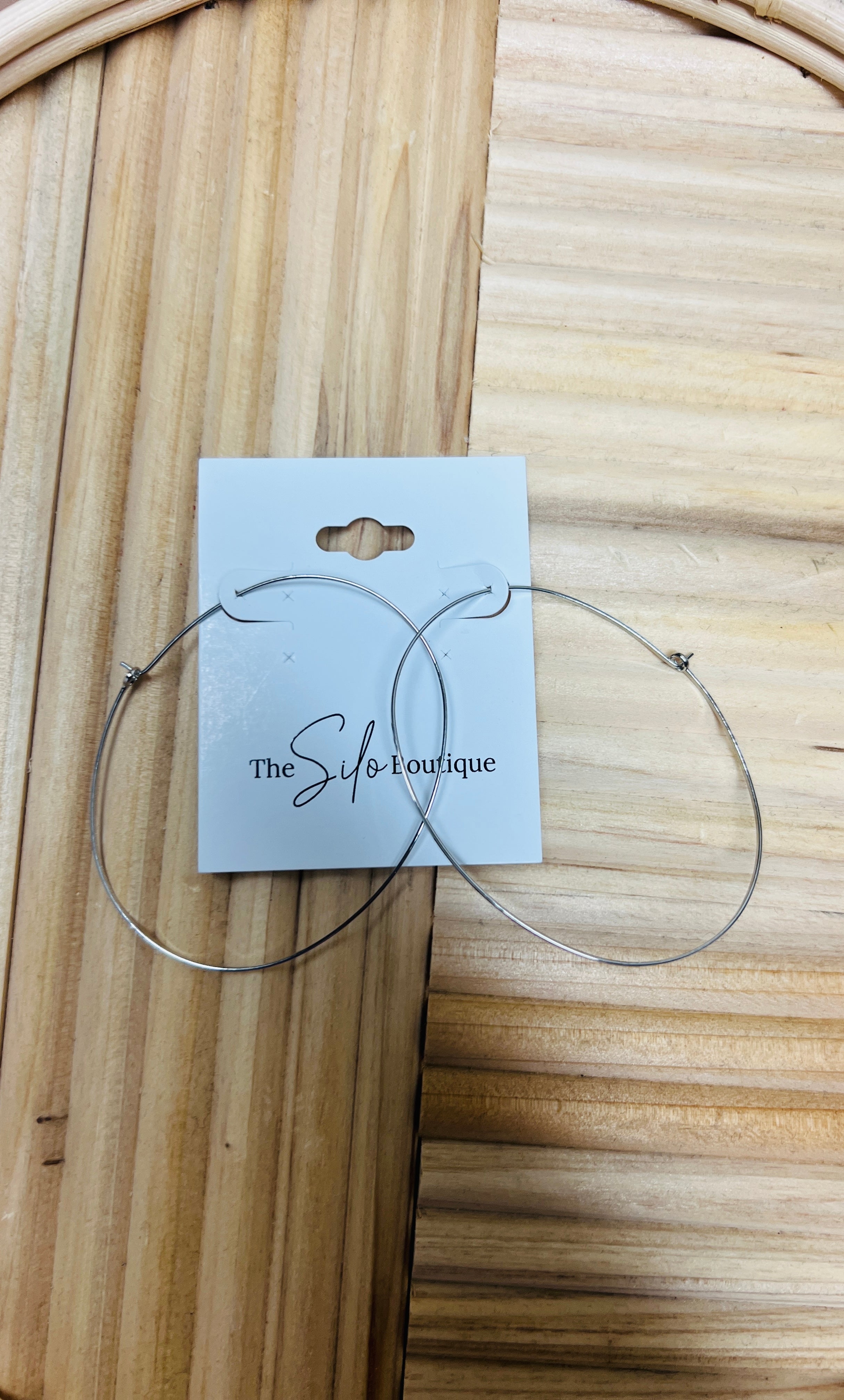 Thin Wire Hoop Earrings-Earrings-Fame-The Silo Boutique, Women's Fashion Boutique Located in Warren and Grand Forks North Dakota