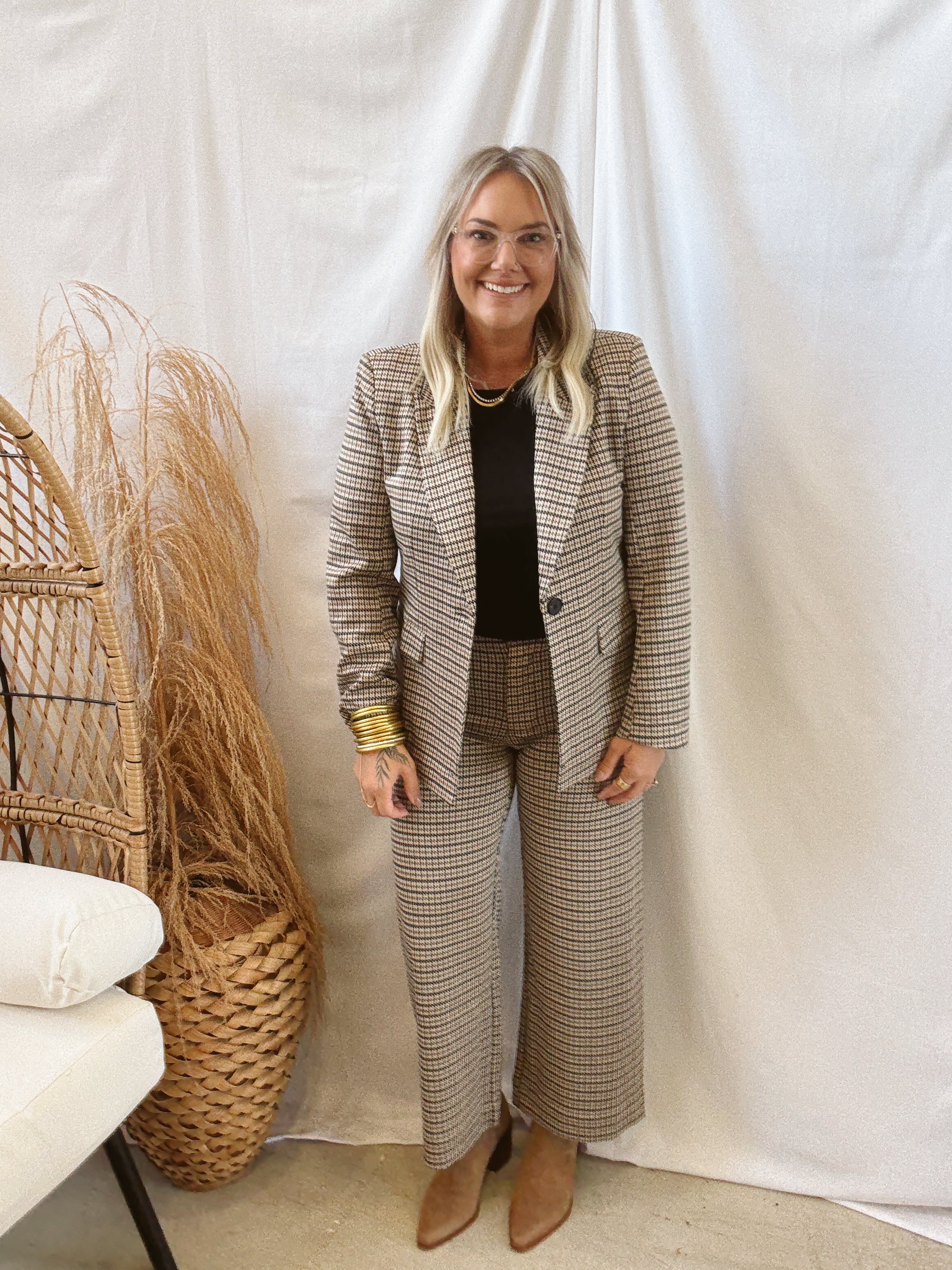 Hazel Houndstooth Plaid Blazer-Blazers-eesome-The Silo Boutique, Women's Fashion Boutique Located in Warren and Grand Forks North Dakota