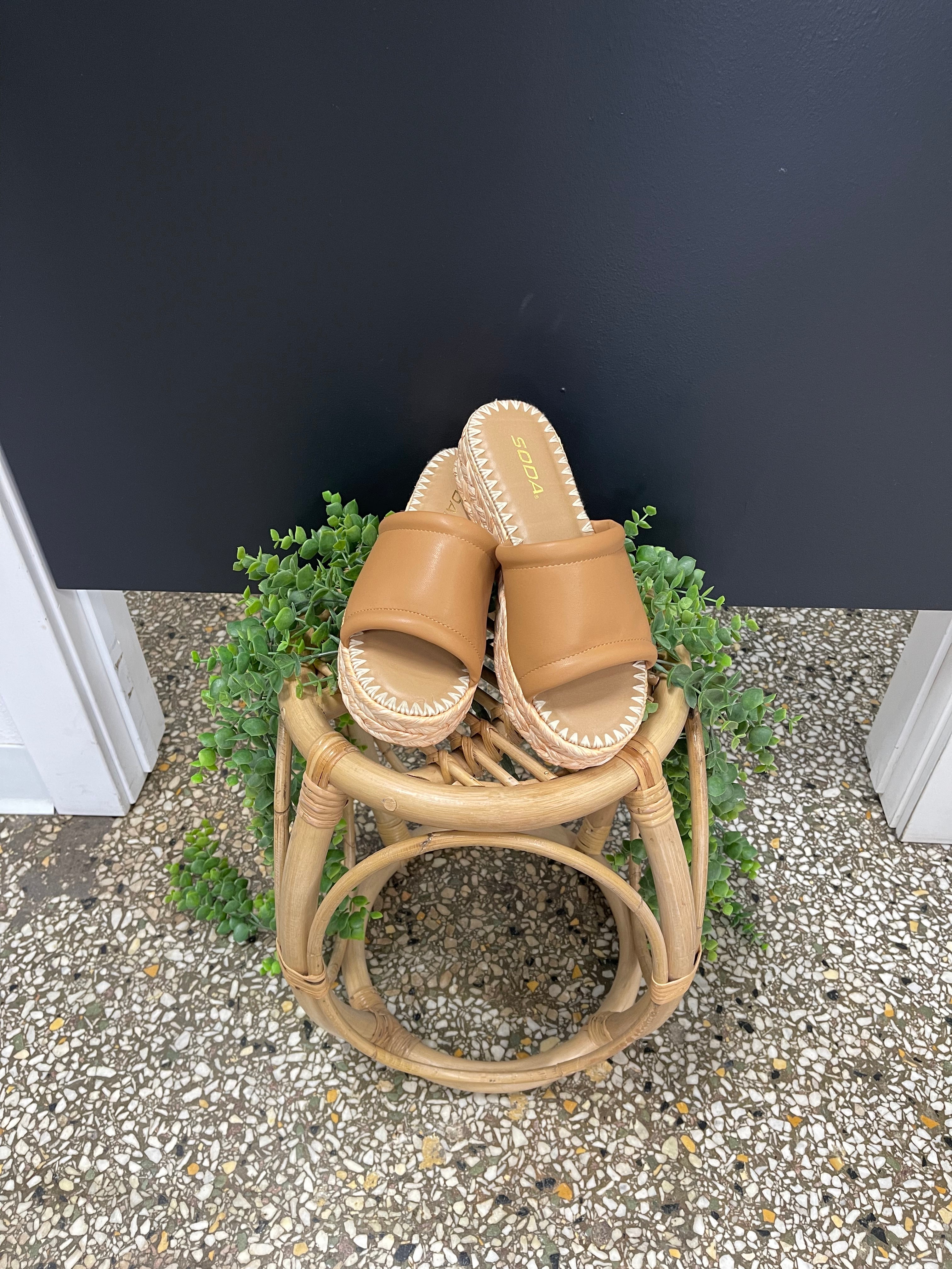 Soda Monte Platform Sandals-Shoes-soda-The Silo Boutique, Women's Fashion Boutique Located in Warren and Grand Forks North Dakota