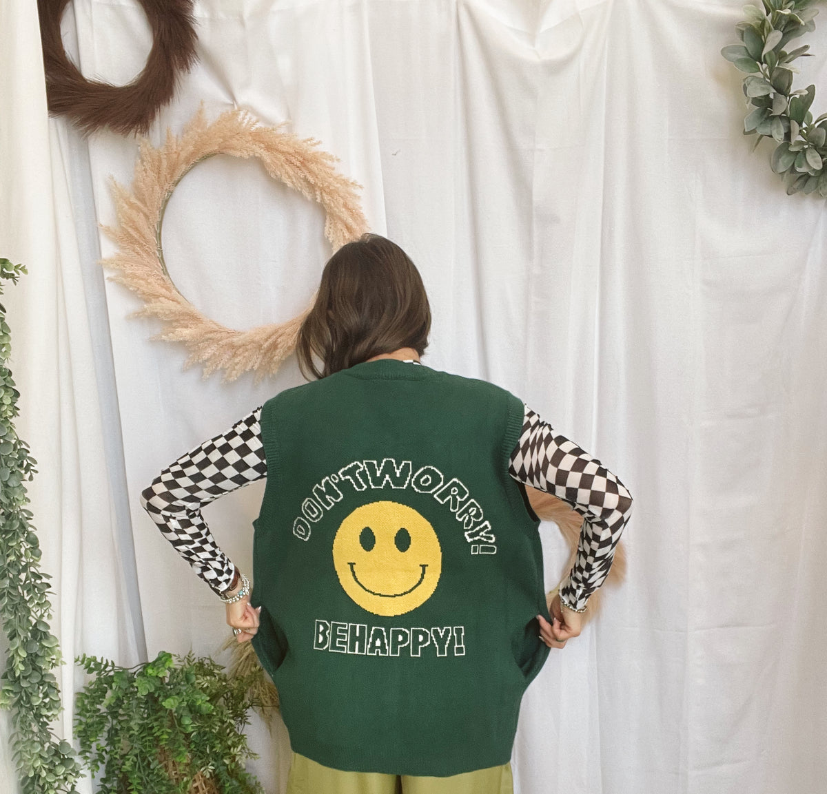 Happy Smile Sweater Vest-Green-Vests-jade-The Silo Boutique, Women's Fashion Boutique Located in Warren and Grand Forks North Dakota