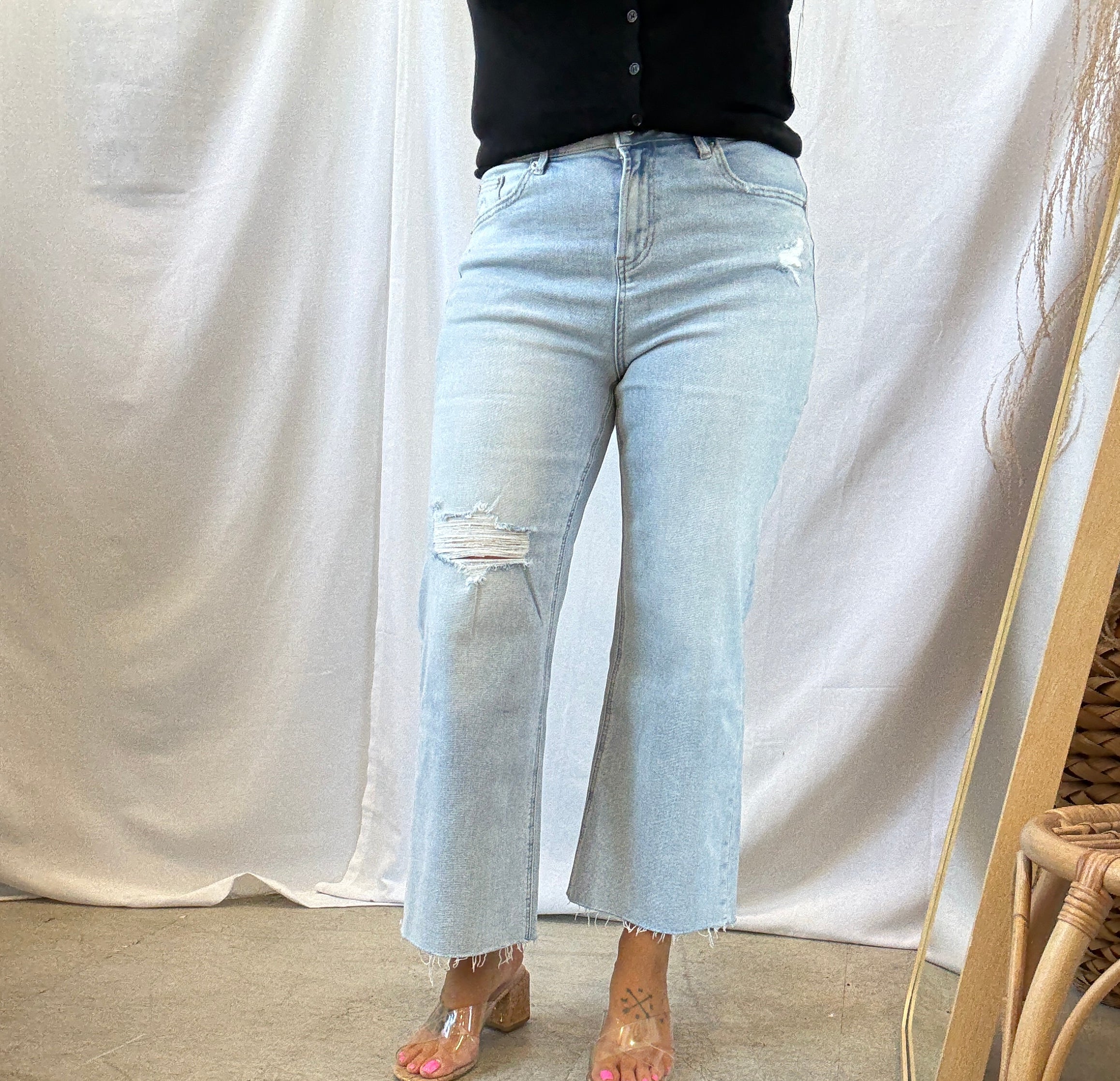 Mica Light Cloudy Jeans-Jeans-mica-The Silo Boutique, Women's Fashion Boutique Located in Warren and Grand Forks North Dakota
