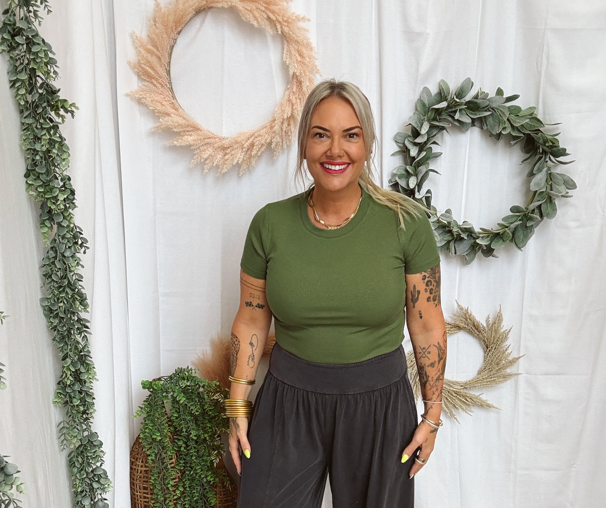 Mono B Essential Short Sleeve Top-Short Sleeve Tops-mono b-The Silo Boutique, Women's Fashion Boutique Located in Warren and Grand Forks North Dakota