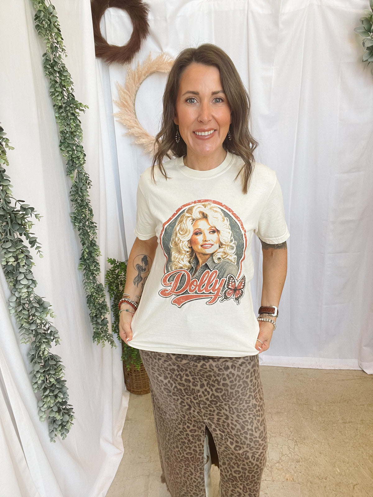 Dolly Vintage Face Tee-Ivory-Graphic Tees-birdies-The Silo Boutique, Women's Fashion Boutique Located in Warren and Grand Forks North Dakota