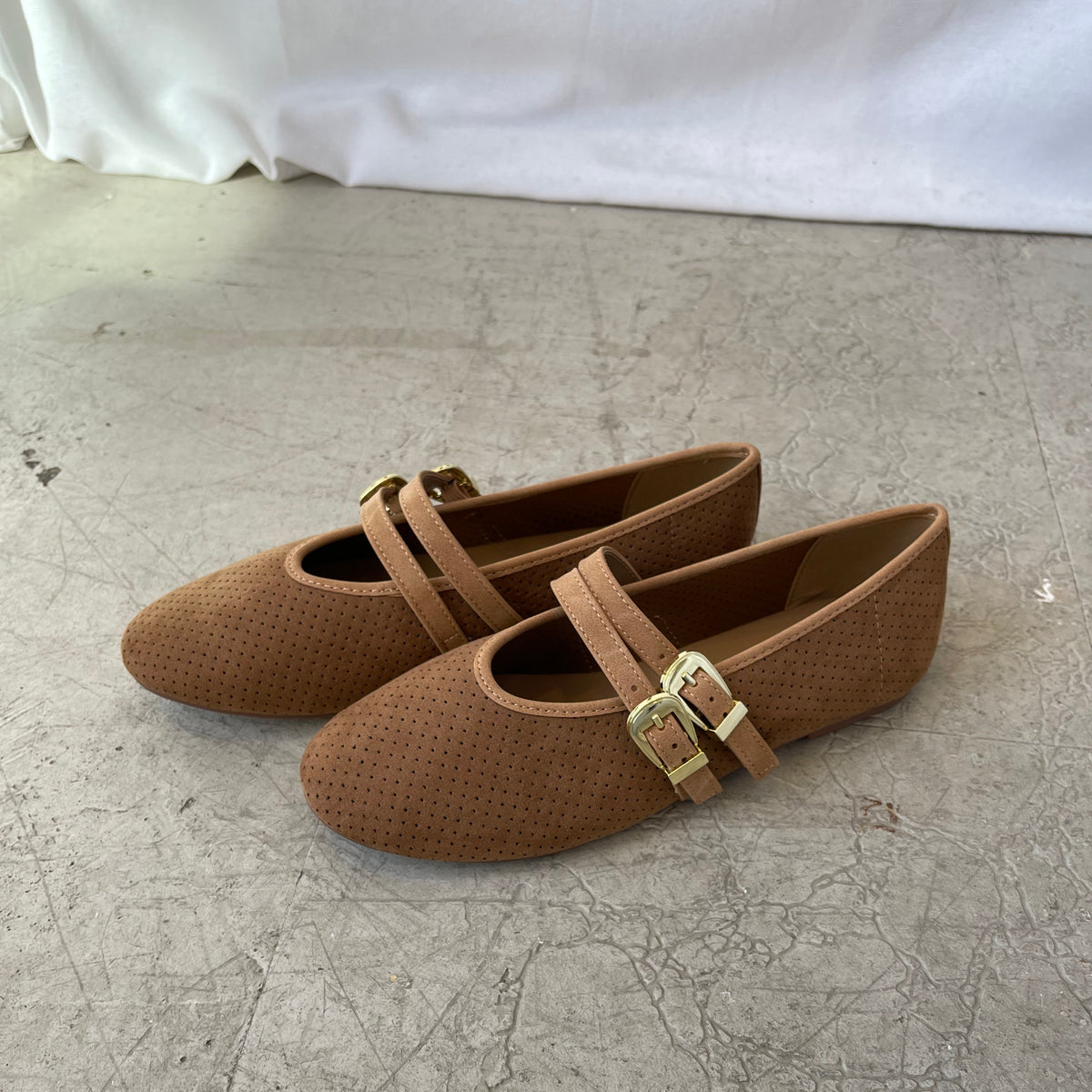 Soda Glory Flat Shoe-Tan-Sandals-soda-The Silo Boutique, Women's Fashion Boutique Located in Warren and Grand Forks North Dakota