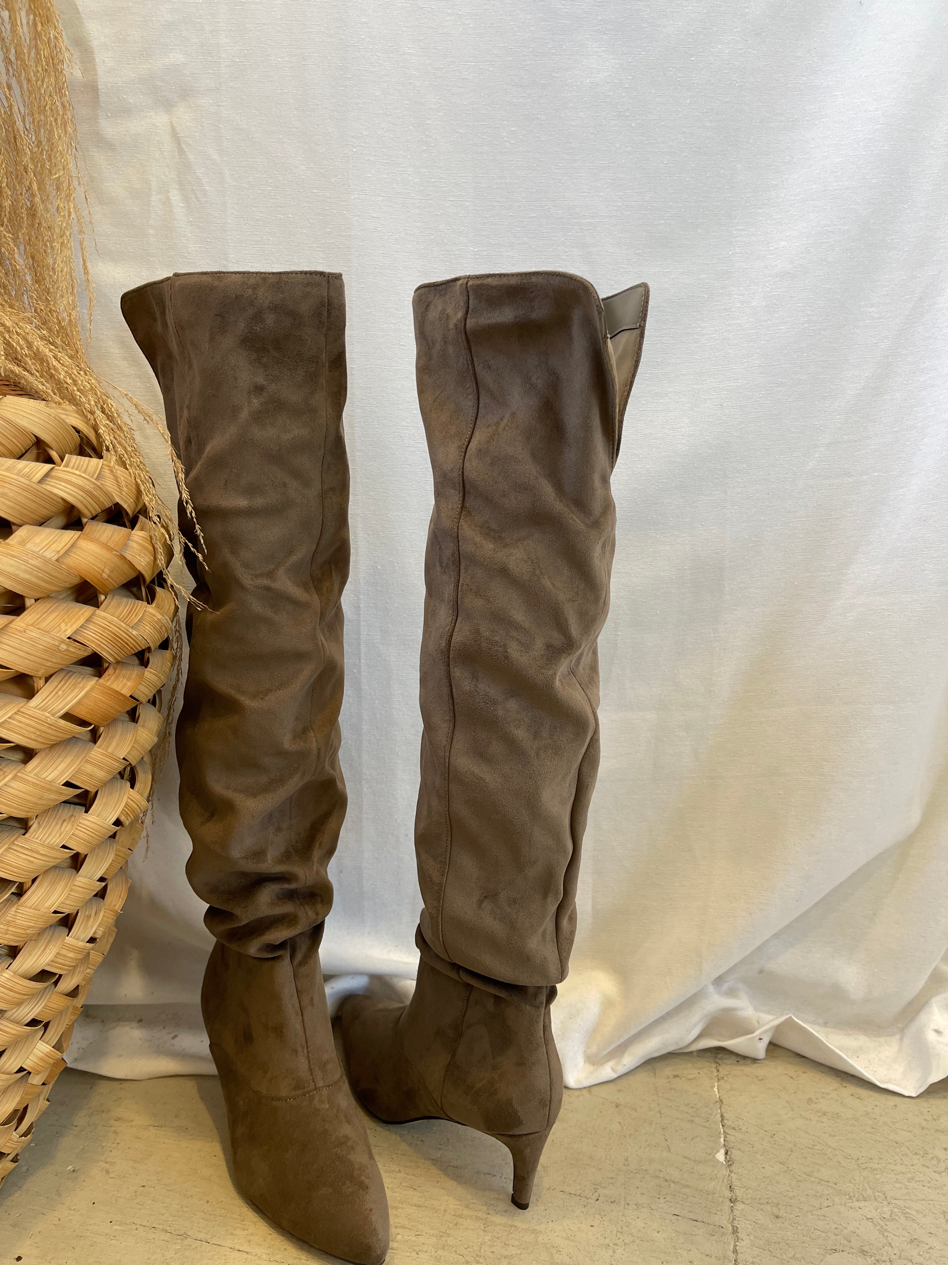 Soda Hannah Taupe Knee Hight Boots-Final sale-Boots-soda-The Silo Boutique, Women's Fashion Boutique Located in Warren and Grand Forks North Dakota