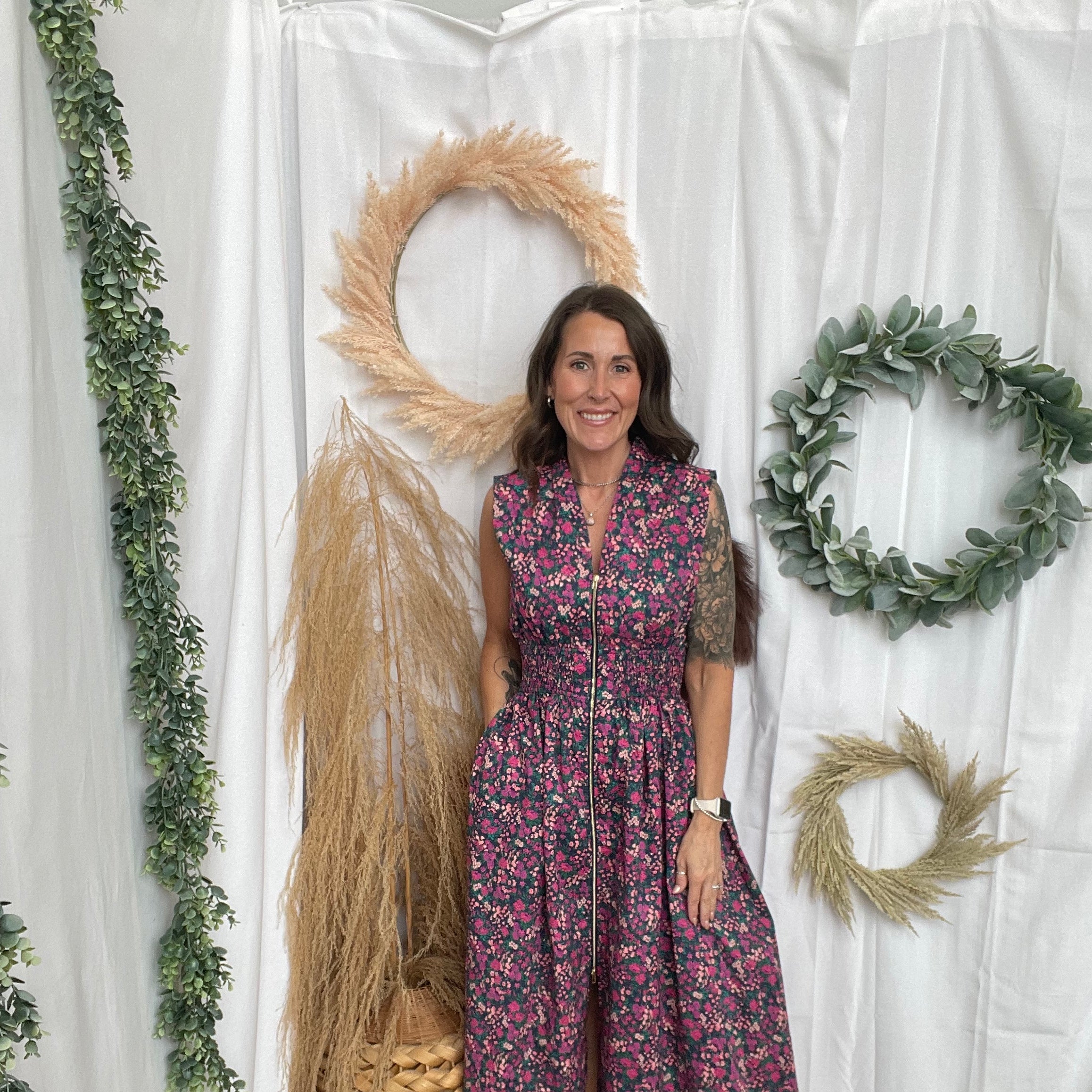 Navy Floral Zip Up Dress-Dresses-entro-The Silo Boutique, Women's Fashion Boutique Located in Warren and Grand Forks North Dakota