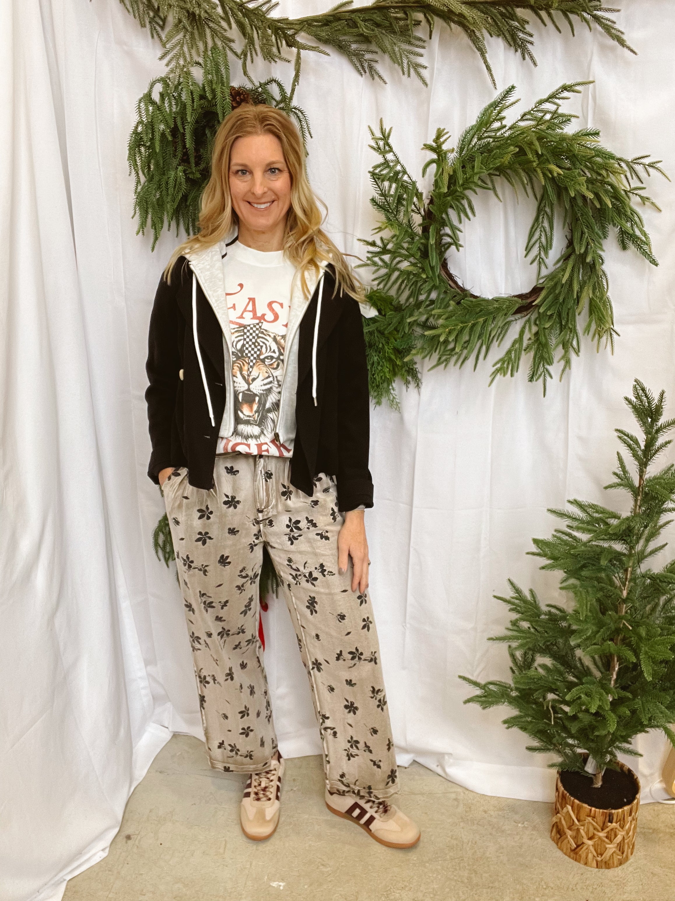 Hayden Floral Printed Jean-Final Sale-Jeans-hayden-The Silo Boutique, Women's Fashion Boutique Located in Warren and Grand Forks North Dakota