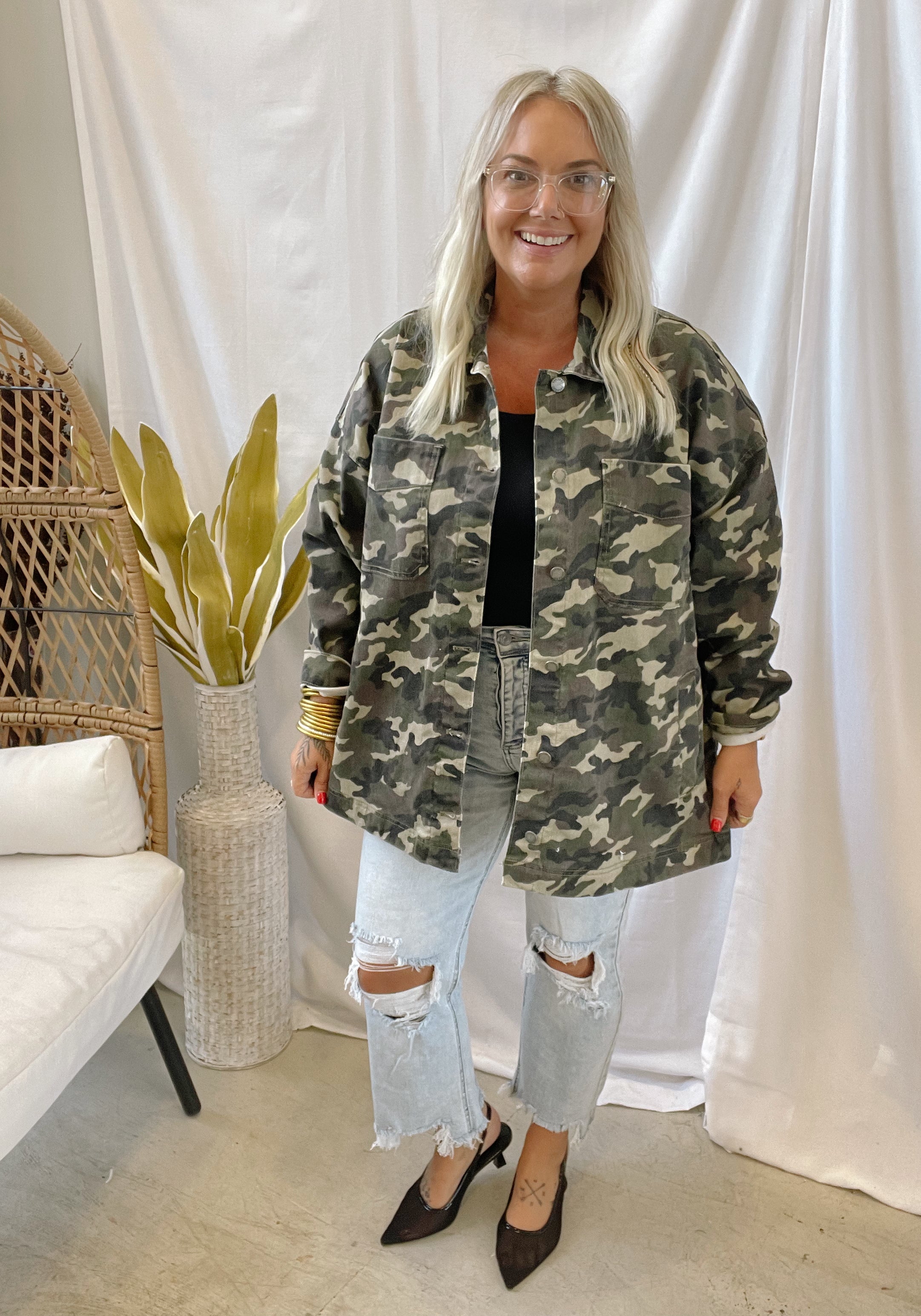 V Oversized Camo Jacket-Shackets-veveret-The Silo Boutique, Women's Fashion Boutique Located in Warren and Grand Forks North Dakota