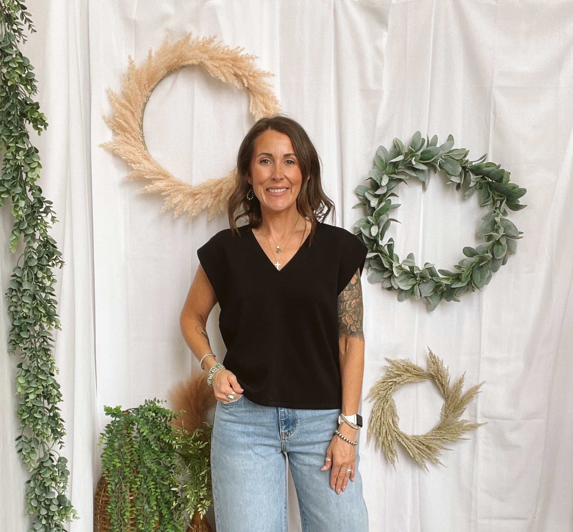 Darla Cap Sleeve V Neck Top-Black-Tank Tops-entro-The Silo Boutique, Women's Fashion Boutique Located in Warren and Grand Forks North Dakota