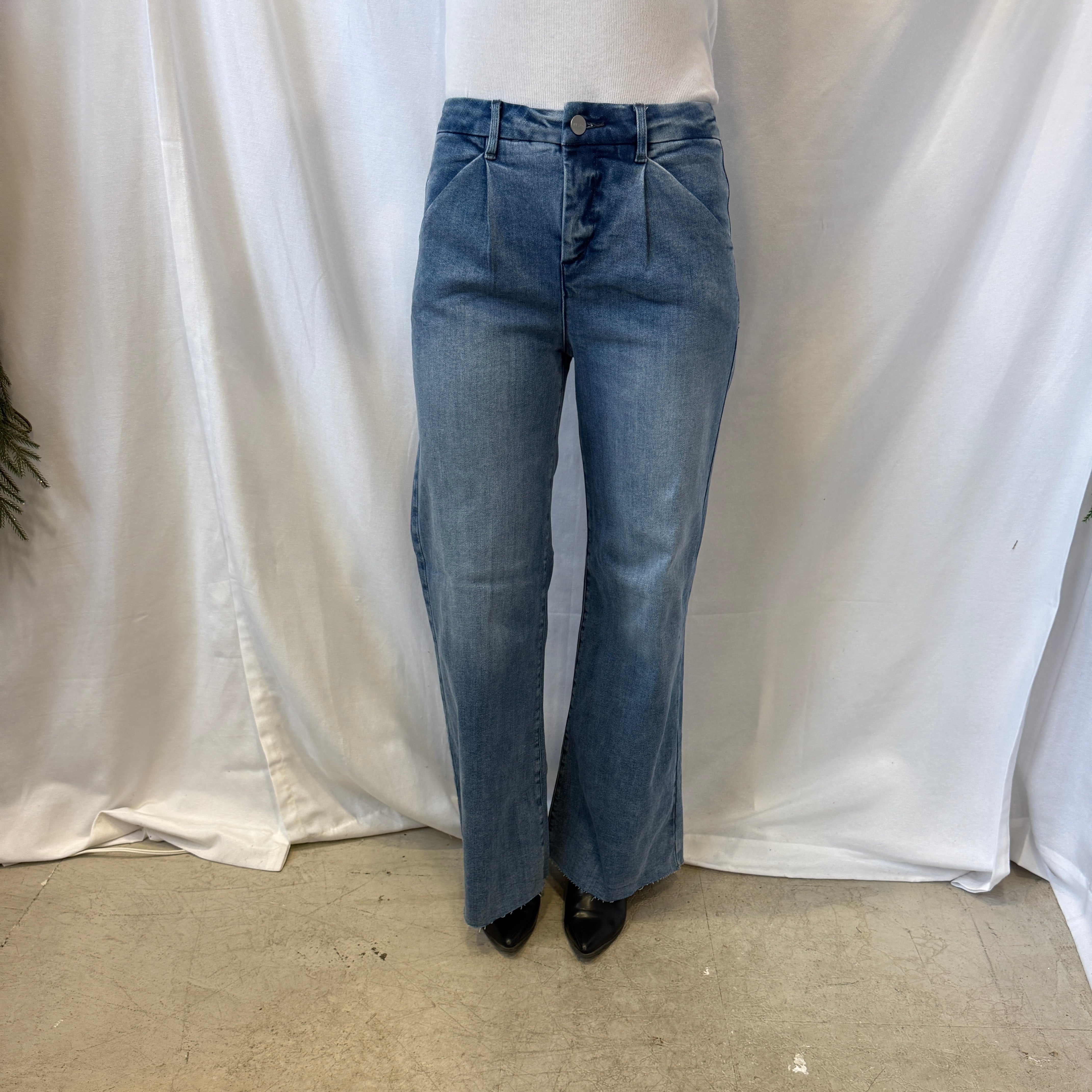 Risen Wide Leg Pleated Jeans-Jeans-risen-The Silo Boutique, Women's Fashion Boutique Located in Warren and Grand Forks North Dakota