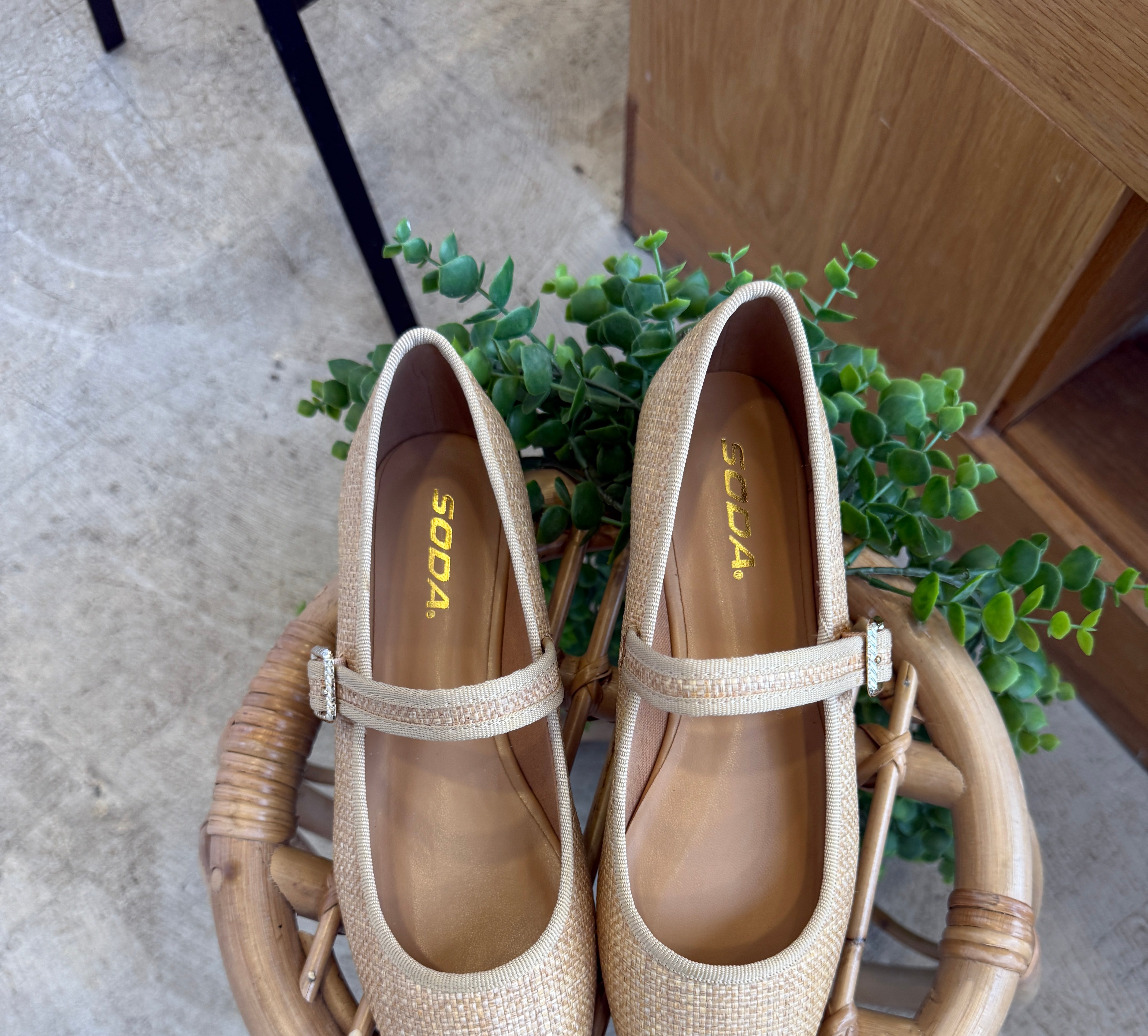 Soda Adora Natural Raffia Flat Shoe-Sandals-soda-The Silo Boutique, Women's Fashion Boutique Located in Warren and Grand Forks North Dakota