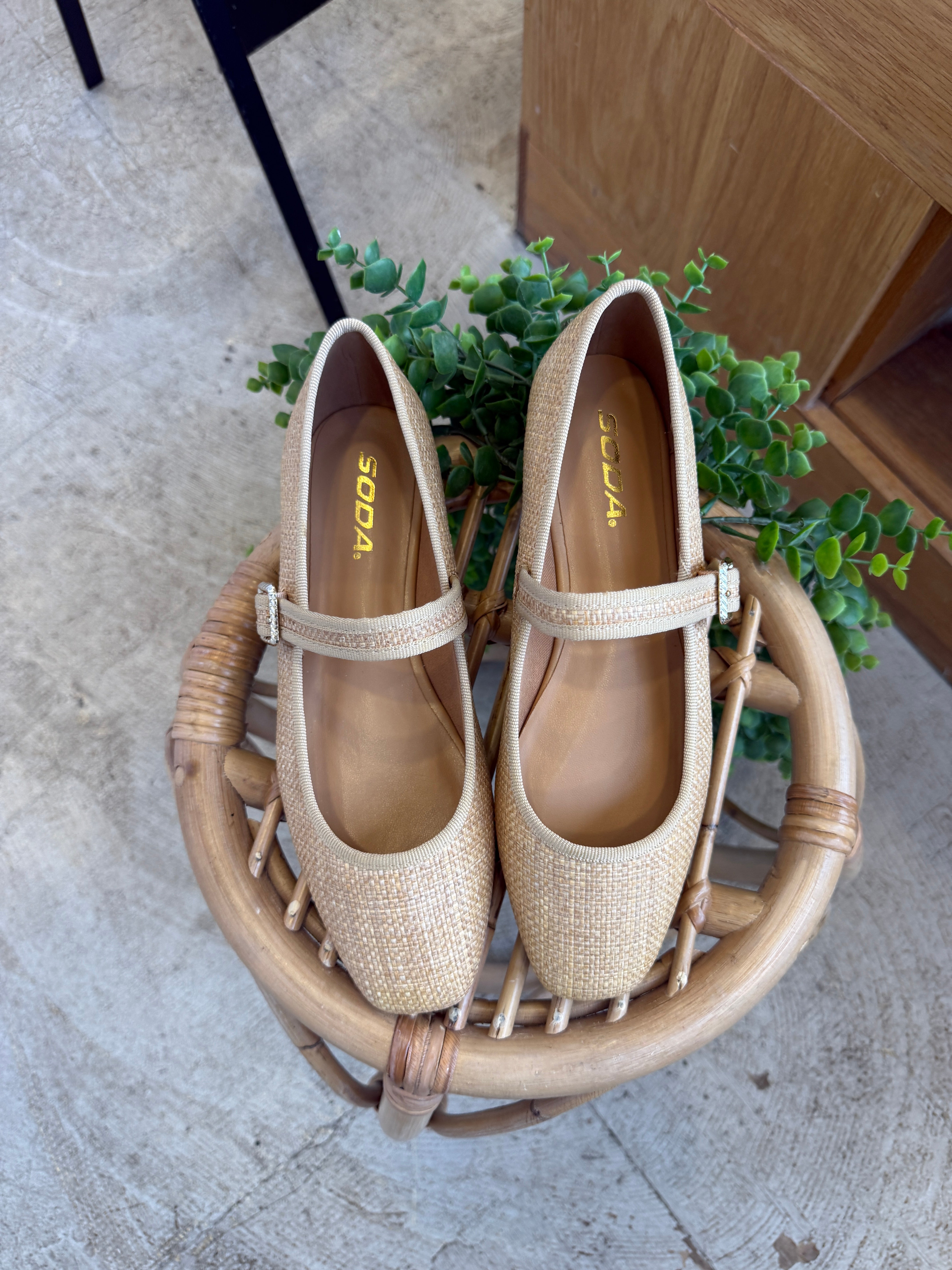 Soda Adora Natural Raffia Flat Shoe-Sandals-soda-The Silo Boutique, Women's Fashion Boutique Located in Warren and Grand Forks North Dakota