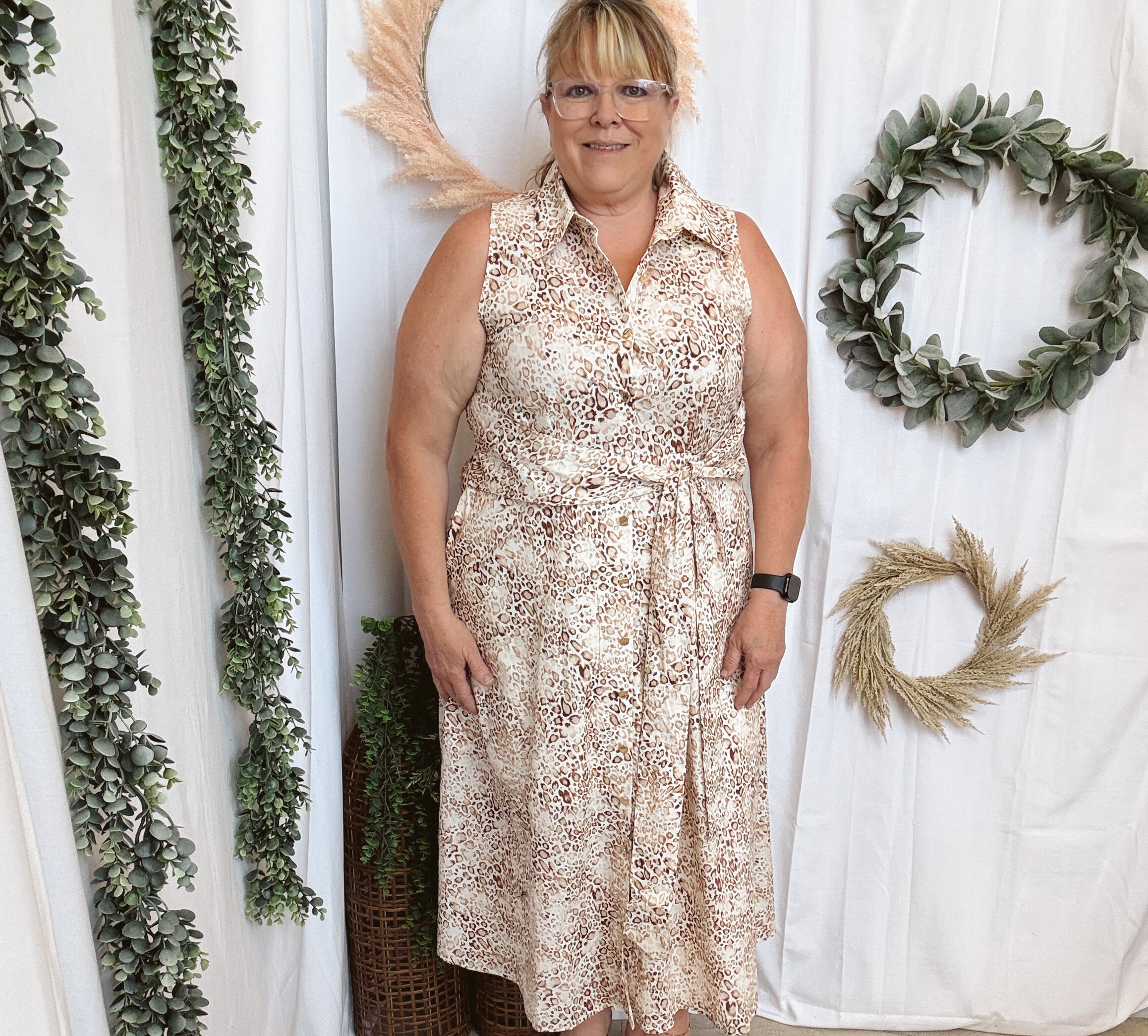 Kiki Animal Midi Dress-Dresses-ENTRO-The Silo Boutique, Women's Fashion Boutique Located in Warren and Grand Forks North Dakota
