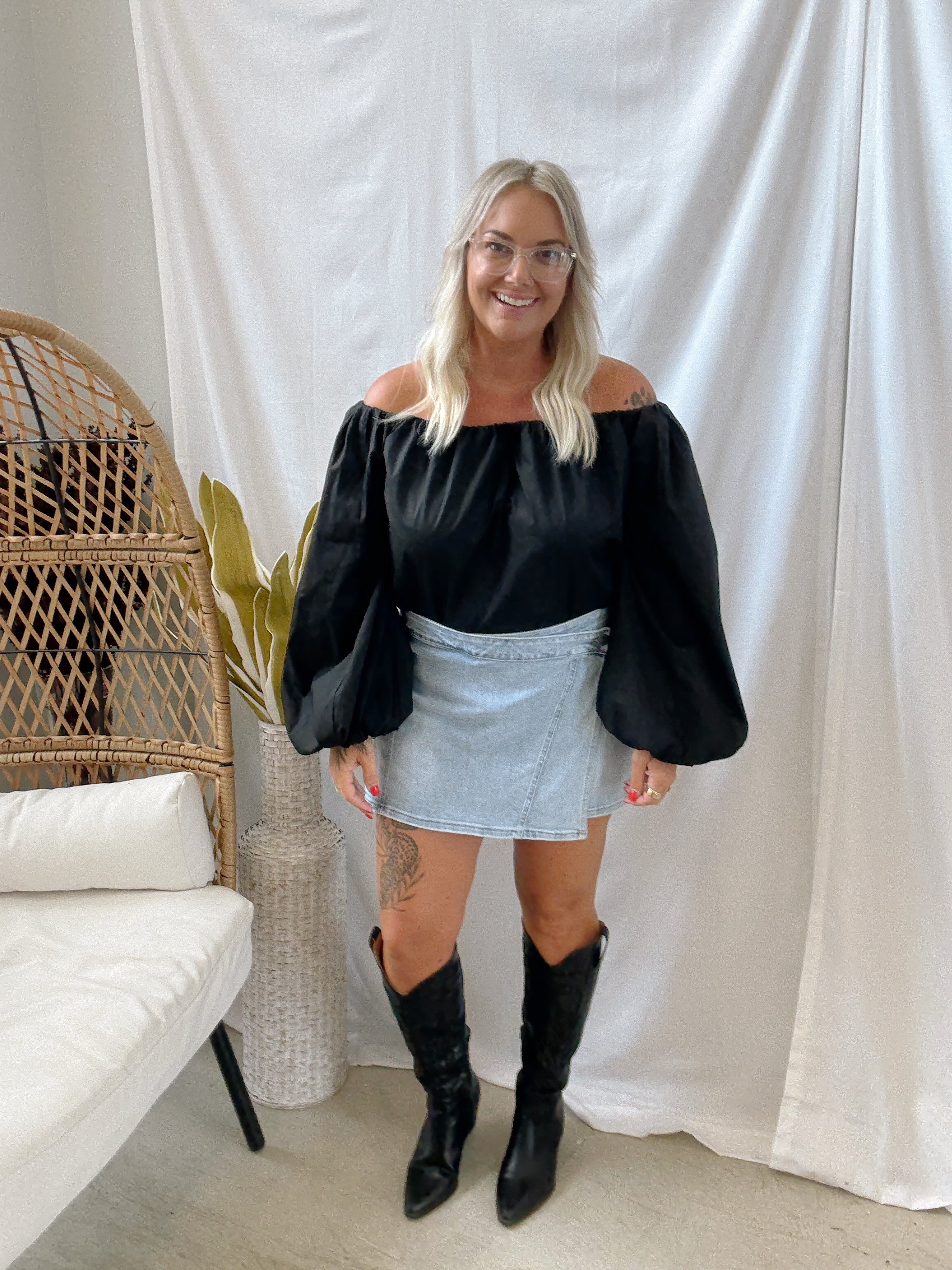 Feeling Fine Off The Shoulder Top-Black-Final Sale-Long Sleeve Tops-hyfve-The Silo Boutique, Women's Fashion Boutique Located in Warren and Grand Forks North Dakota