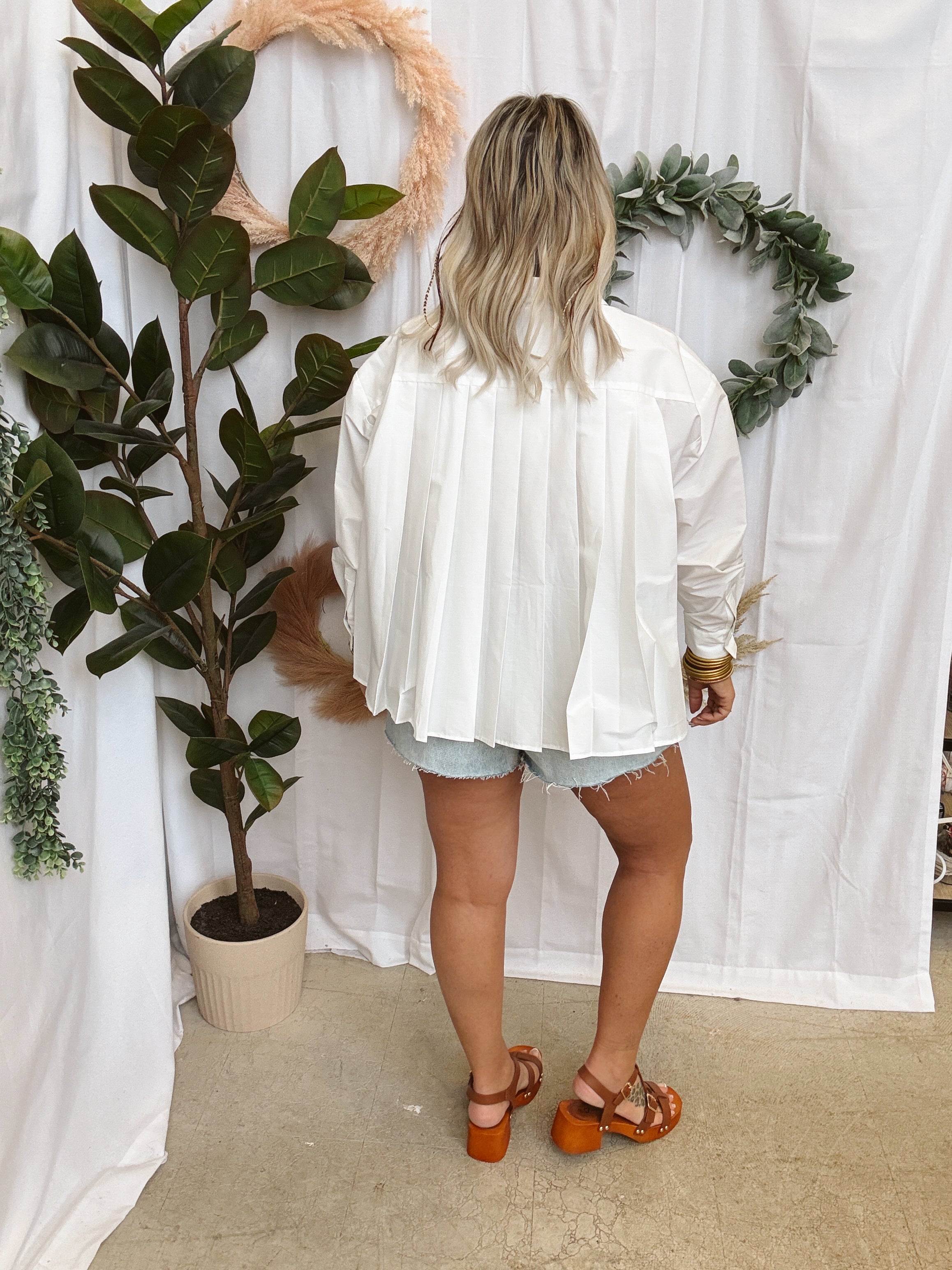 Elan Oversized Back Pleated Shirt-Long Sleeve Tops-elan-The Silo Boutique, Women's Fashion Boutique Located in Warren and Grand Forks North Dakota
