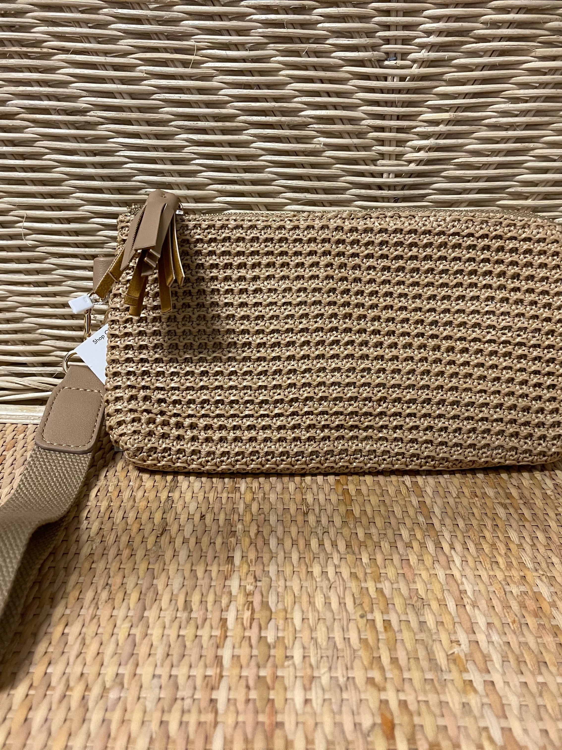 Pretty Simple Raffia Clutch Purse-Tan-Purses-pretty simple-The Silo Boutique, Women's Fashion Boutique Located in Warren and Grand Forks North Dakota
