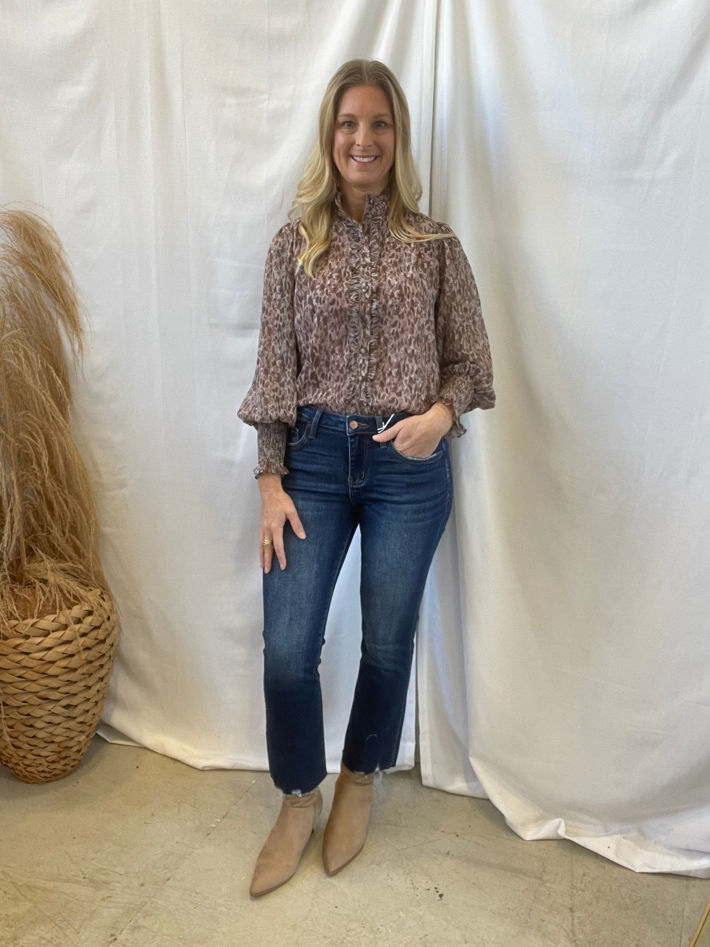 Lovervet Portable Jeans-Jeans-lovervet-The Silo Boutique, Women's Fashion Boutique Located in Warren and Grand Forks North Dakota