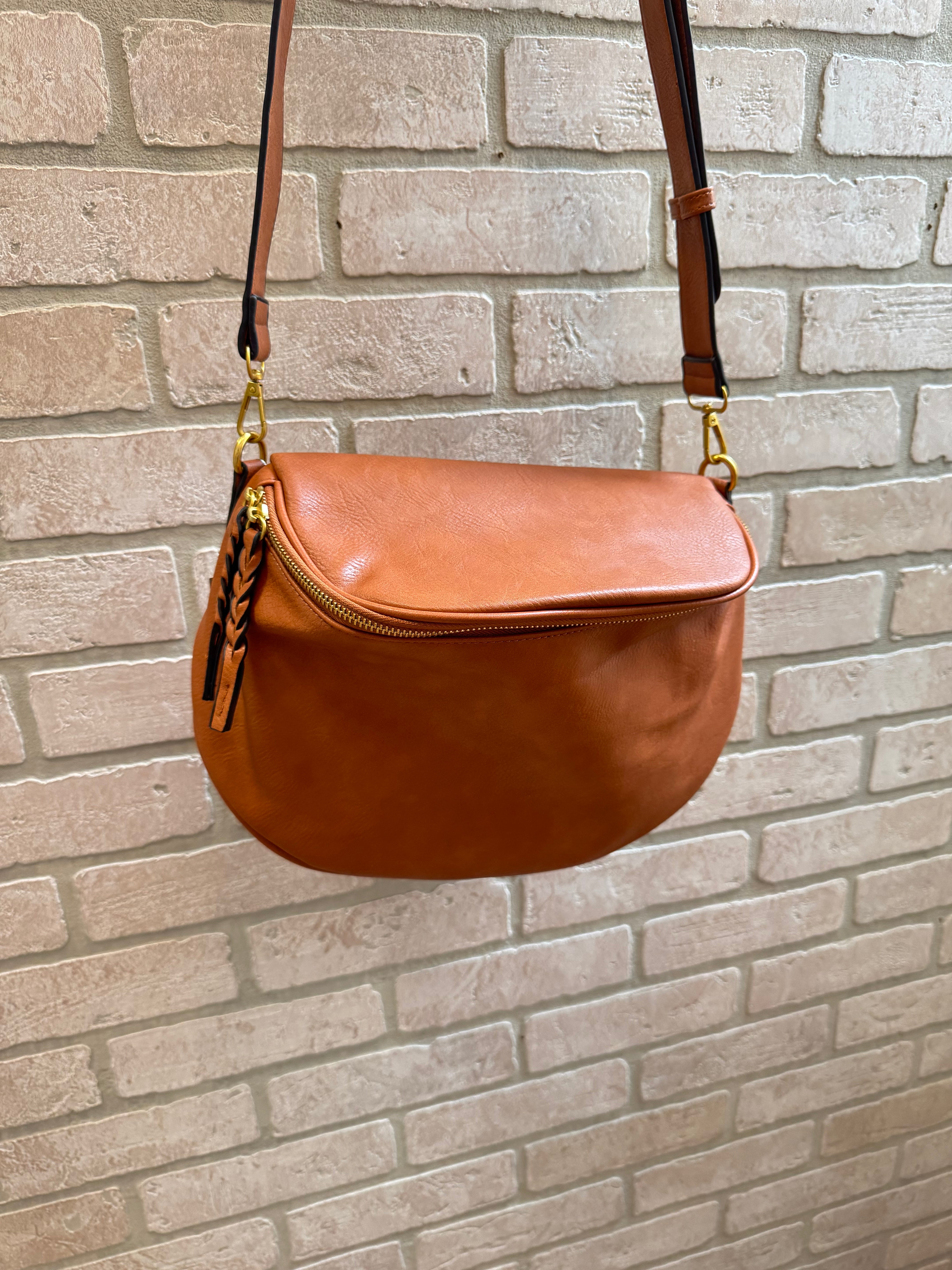 Jen and Co The Megan Purse-Brown-Crossbody Purses-Jen and Co-The Silo Boutique, Women's Fashion Boutique Located in Warren and Grand Forks North Dakota