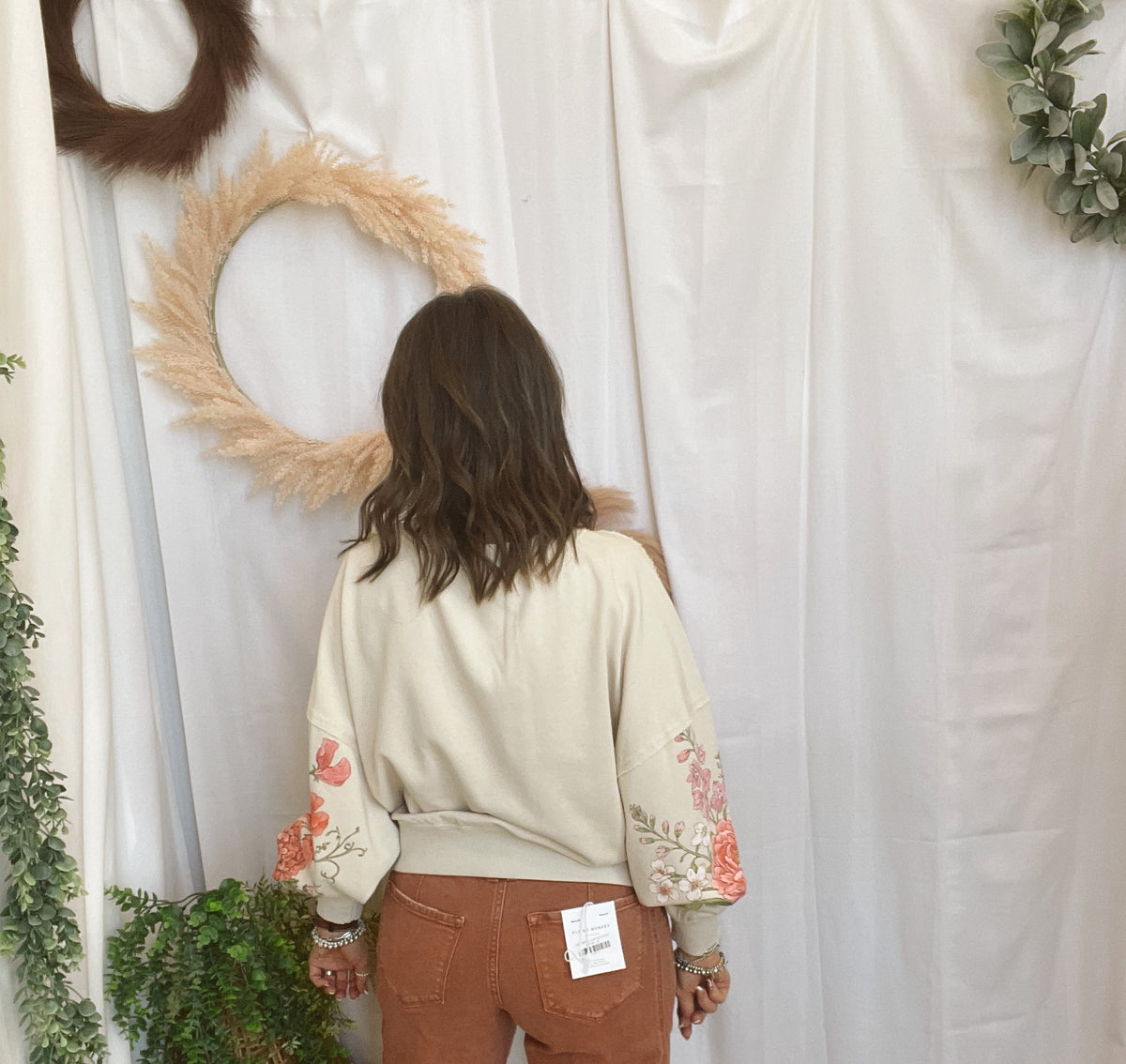 Vintage Botanical Floral Sweatshirt-Beige-Sweatshirts-davi-The Silo Boutique, Women's Fashion Boutique Located in Warren and Grand Forks North Dakota