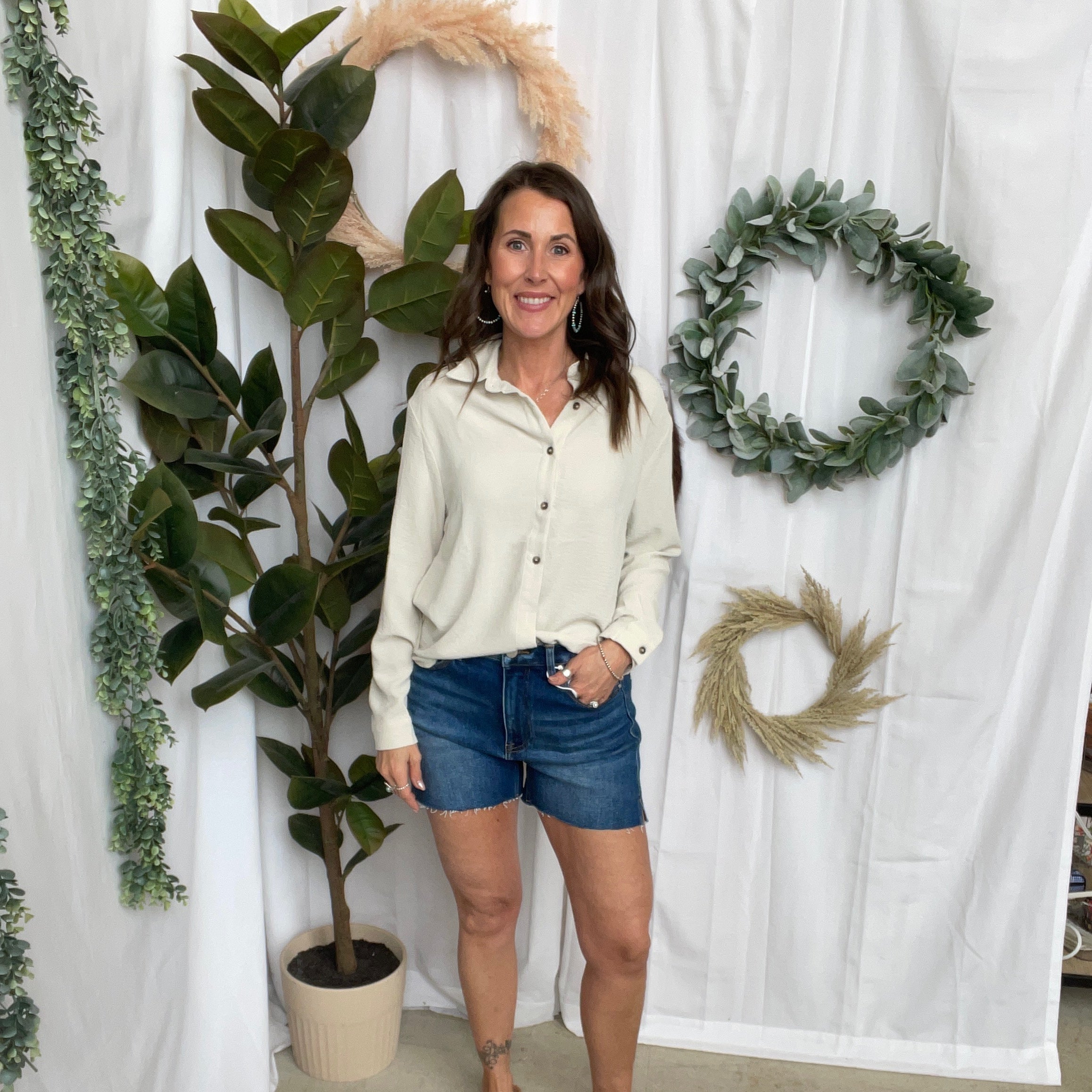 Risen Side Slit Shorts-Shorts-risen-The Silo Boutique, Women's Fashion Boutique Located in Warren and Grand Forks North Dakota