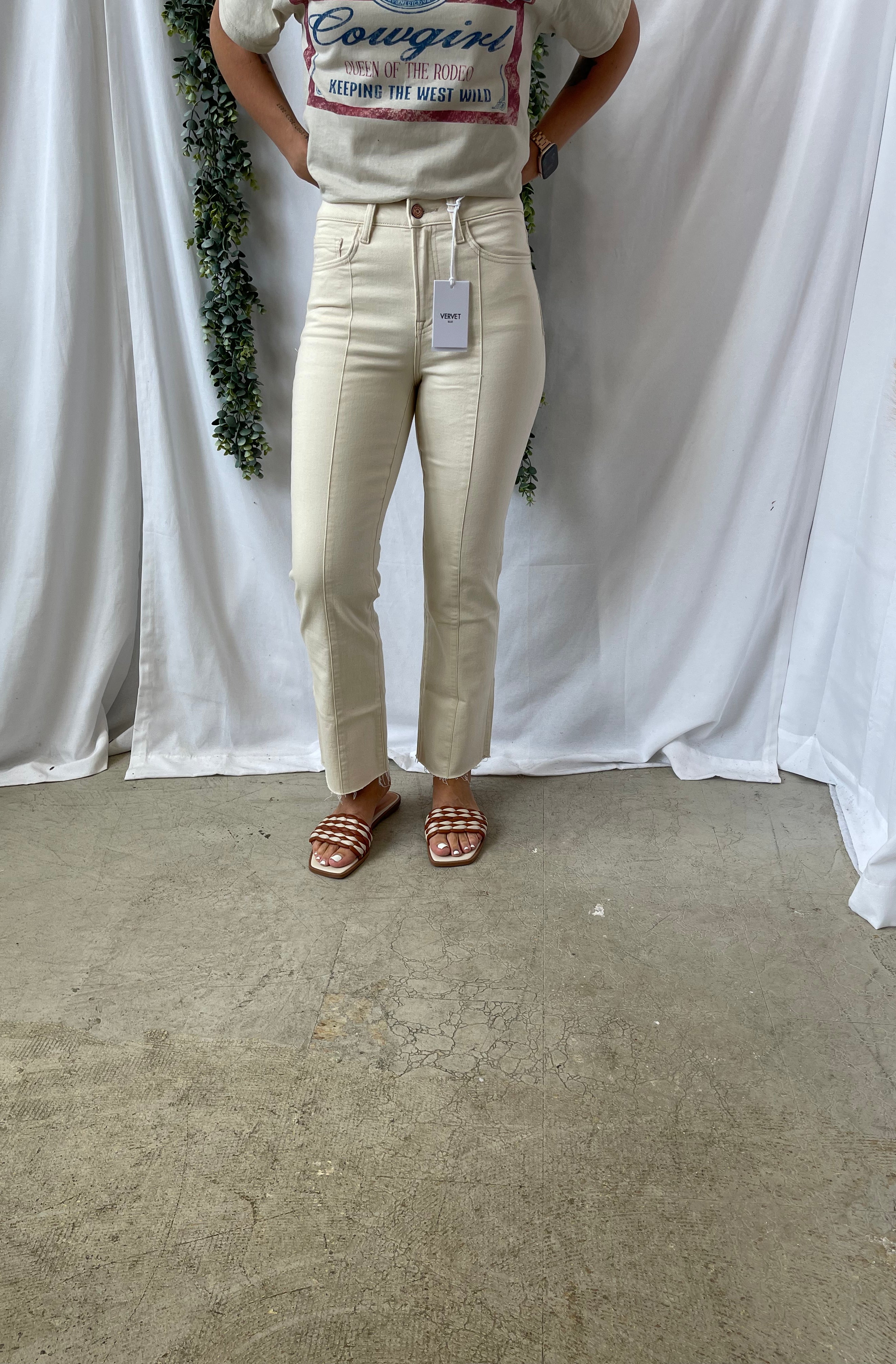 Vervet Natural Pintuck Jeans-Final Sale-Jeans-vervet-The Silo Boutique, Women's Fashion Boutique Located in Warren and Grand Forks North Dakota