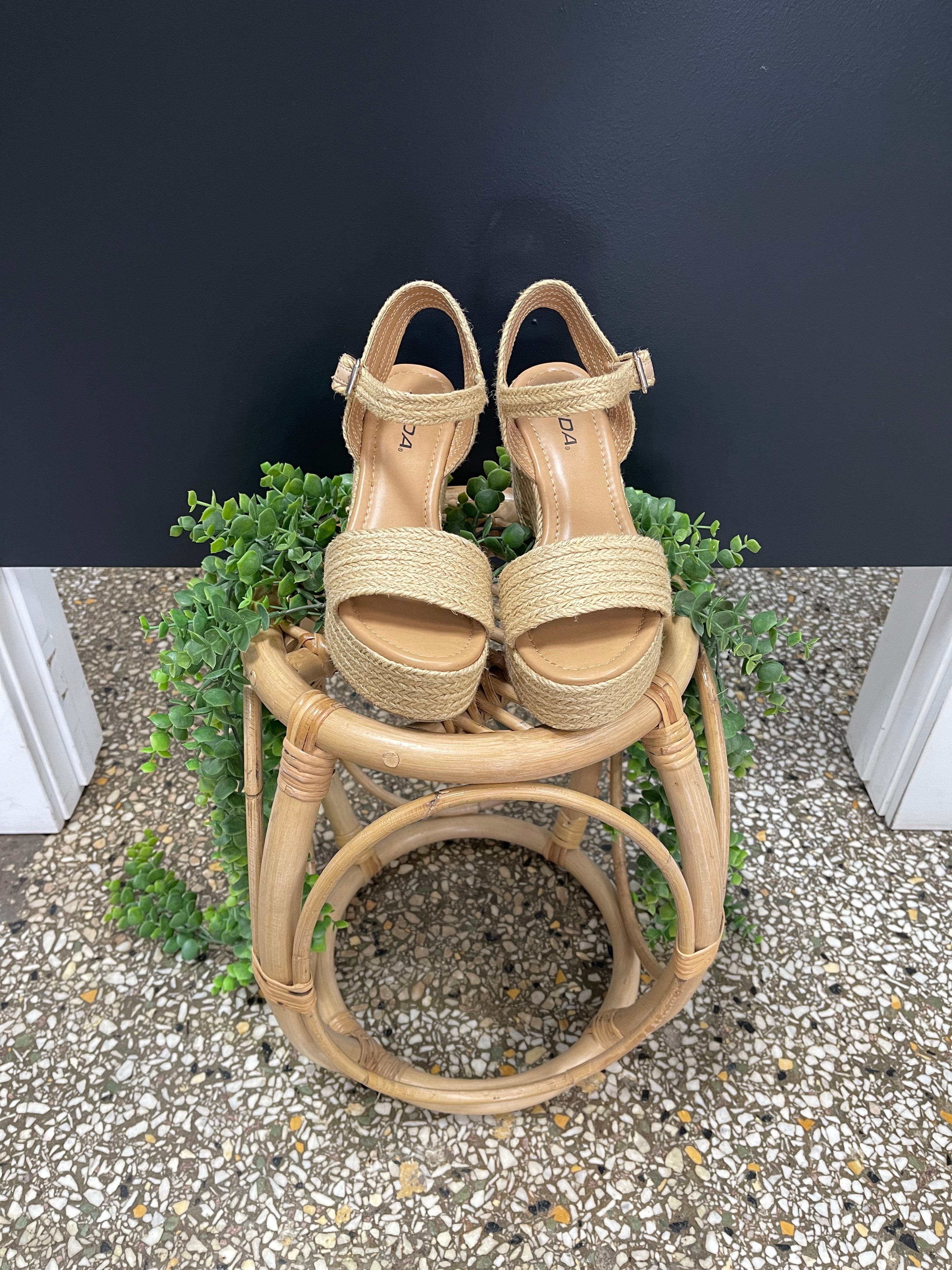 Soda Castle Jute Sandal-Final Sale-Shoes-soda-The Silo Boutique, Women's Fashion Boutique Located in Warren and Grand Forks North Dakota