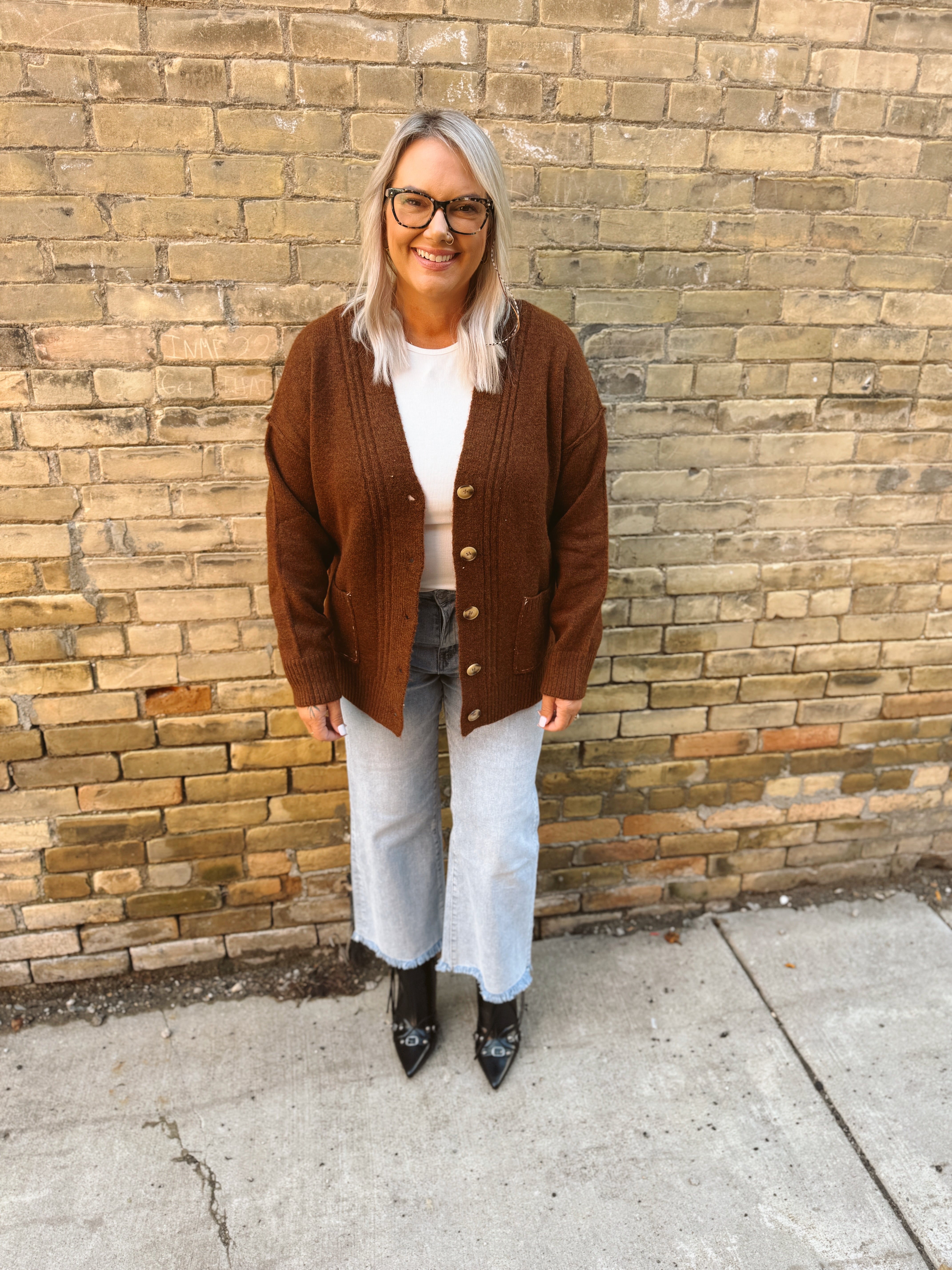 Elan Dark Tan Overszied Cardigan-Final Sale-Cardigans-elan-The Silo Boutique, Women's Fashion Boutique Located in Warren and Grand Forks North Dakota