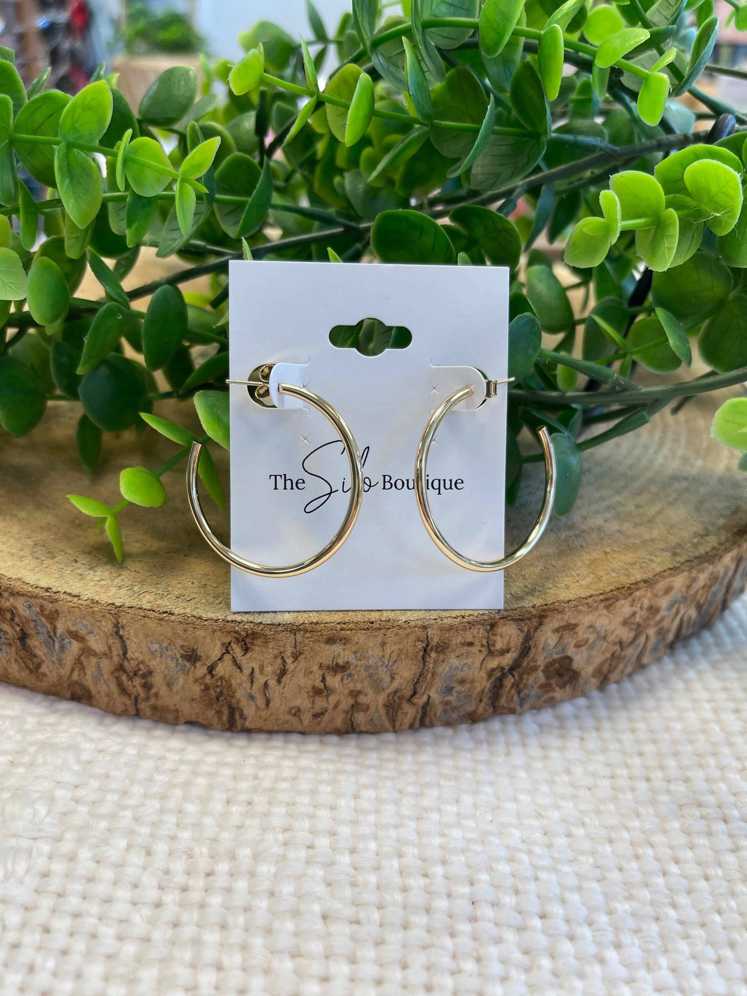 Smooth Gold Hoop Earrings-Earrings-Fame-The Silo Boutique, Women's Fashion Boutique Located in Warren and Grand Forks North Dakota