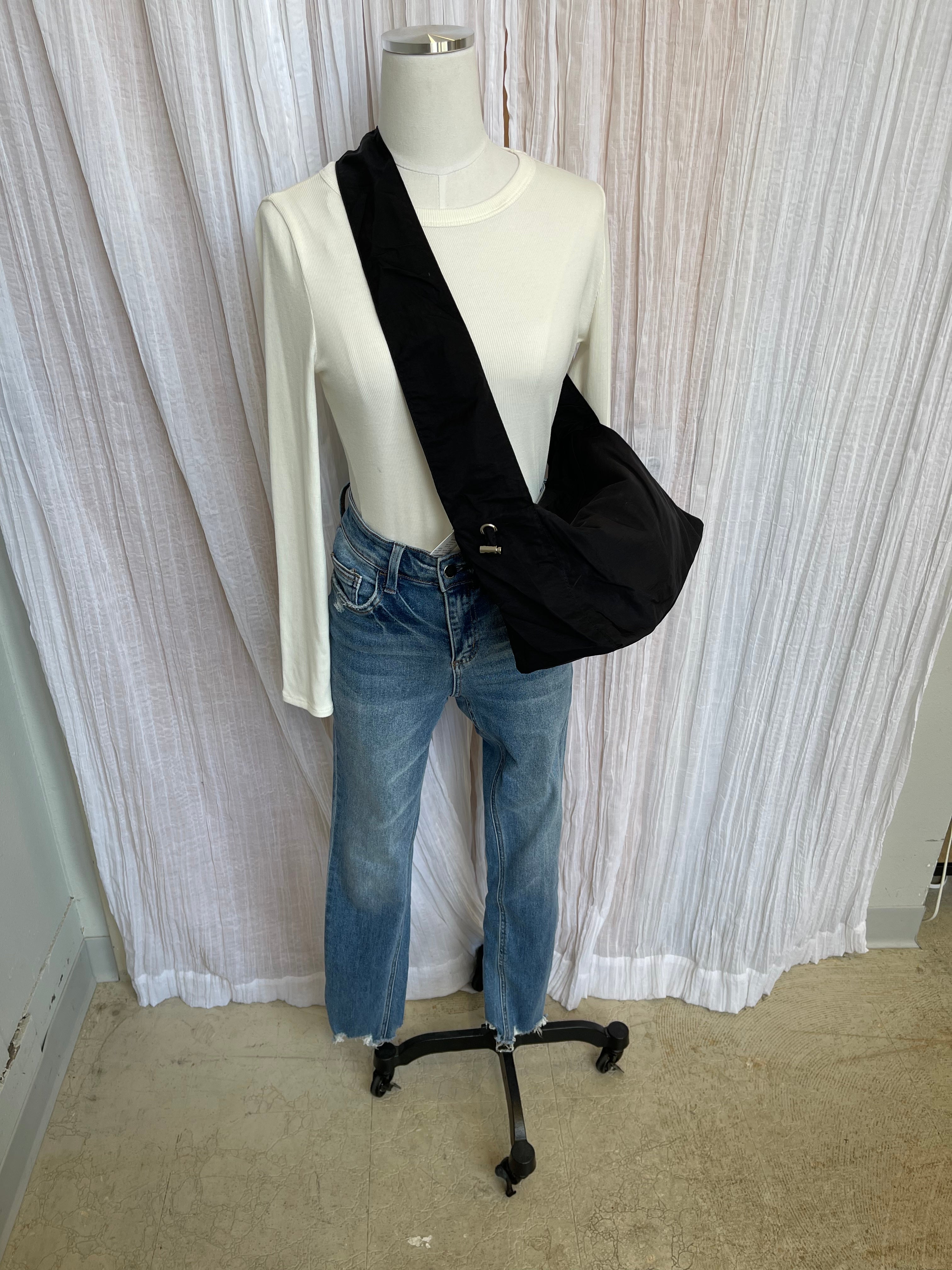 Medium Nylon Messenger Purse-Black-Purses-Fame-The Silo Boutique, Women's Fashion Boutique Located in Warren and Grand Forks North Dakota