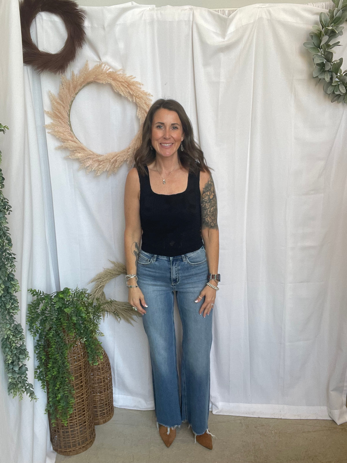 Vervet Lively Vintage Flare Jeans-Jeans-vervet-The Silo Boutique, Women's Fashion Boutique Located in Warren and Grand Forks North Dakota