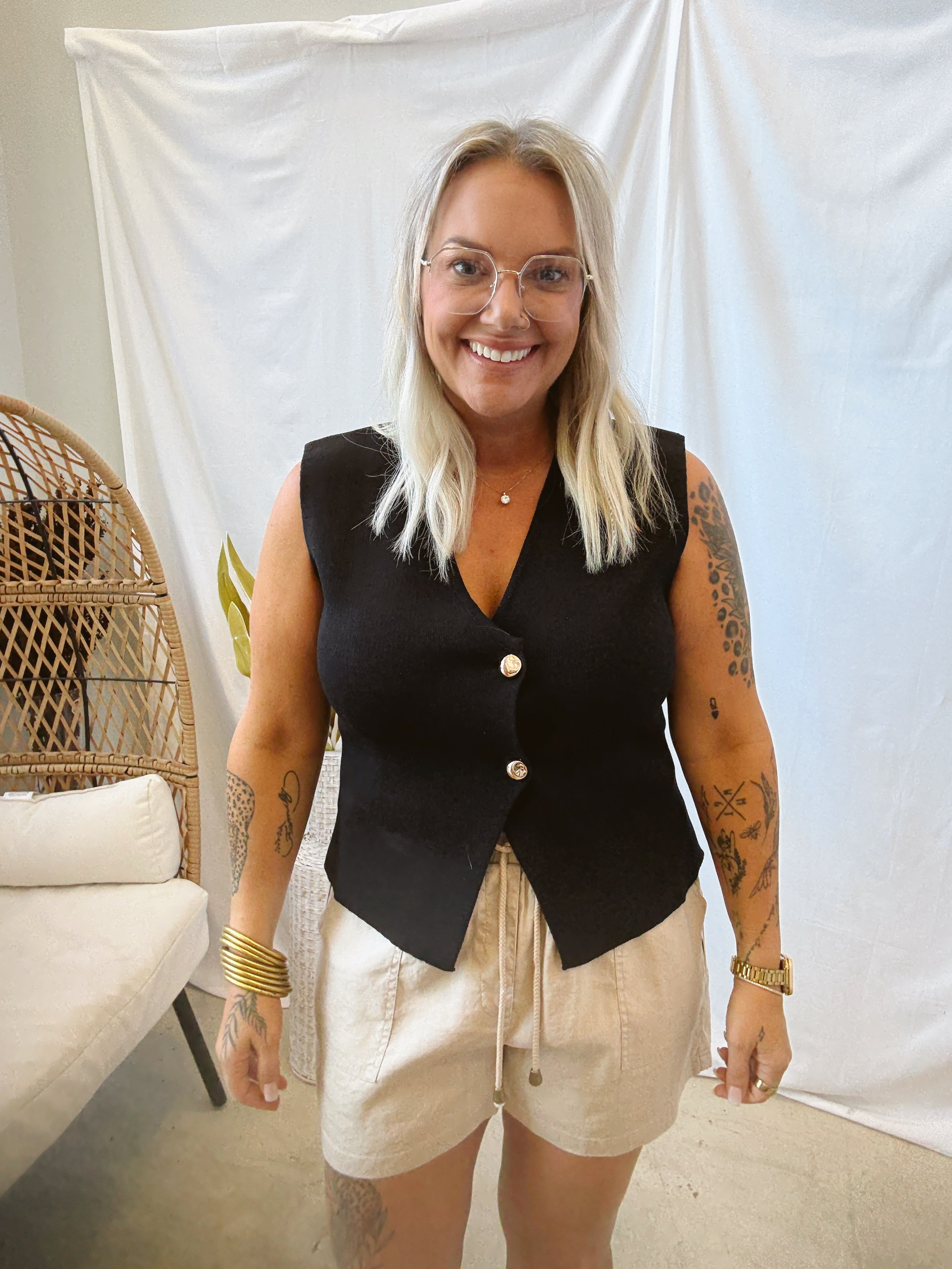 Black with Gold Button Vest-Final Sale-Vests-she and sky-The Silo Boutique, Women's Fashion Boutique Located in Warren and Grand Forks North Dakota