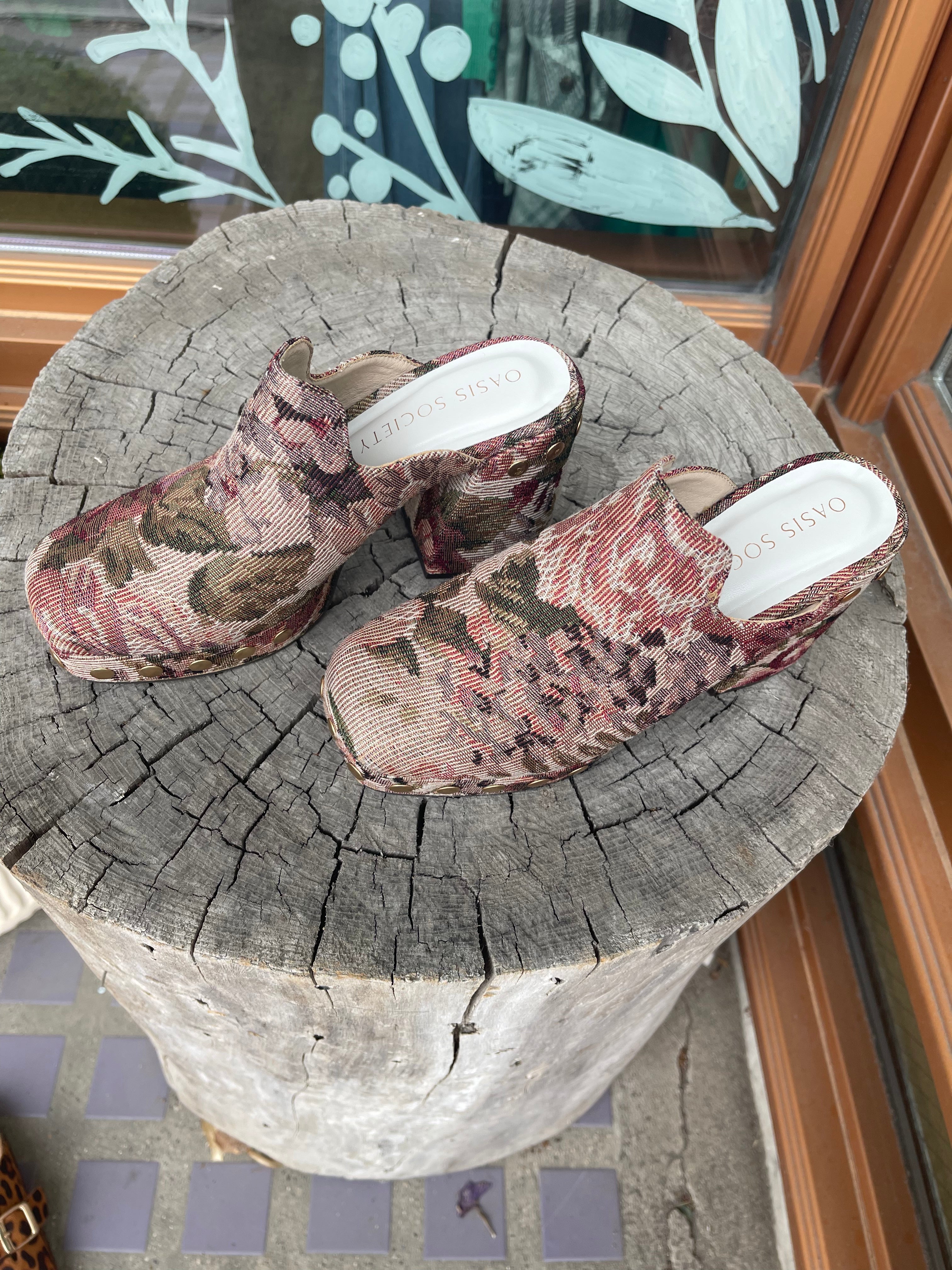 Oasis Society Sierra Tapestry Clog-Final Sale-Clogs-oasis society-The Silo Boutique, Women's Fashion Boutique Located in Warren and Grand Forks North Dakota