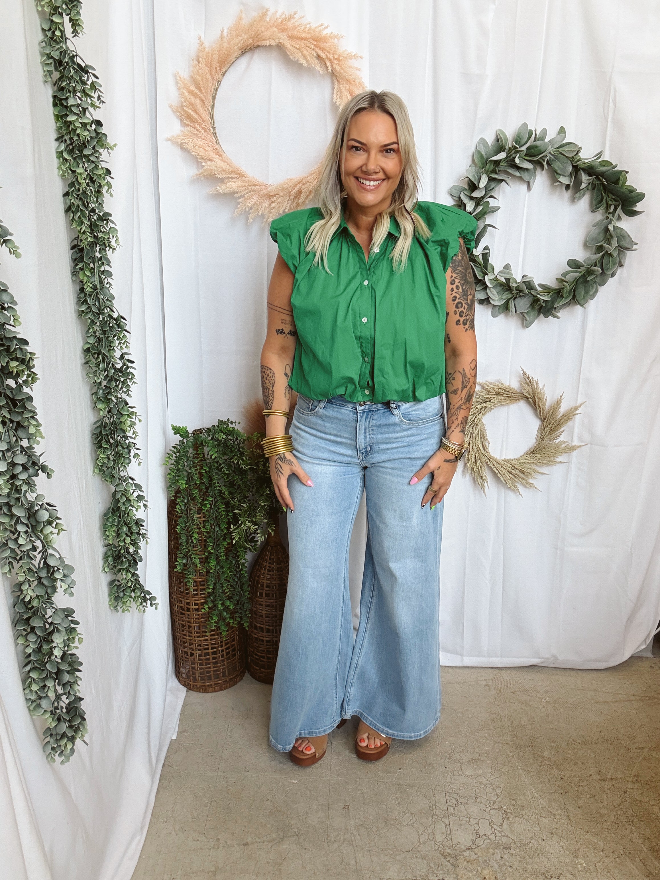 Gloria Button Up Sleeveless Top-Green-Tank Tops-entro-The Silo Boutique, Women's Fashion Boutique Located in Warren and Grand Forks North Dakota
