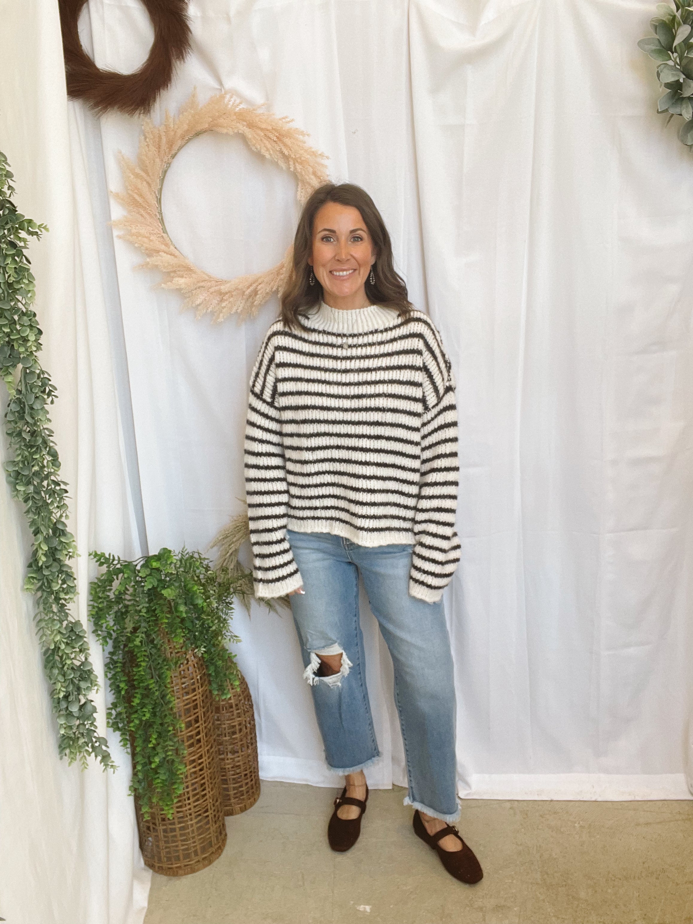 Risen Laurie Barrel Jeans-Jeans-risen-The Silo Boutique, Women's Fashion Boutique Located in Warren and Grand Forks North Dakota