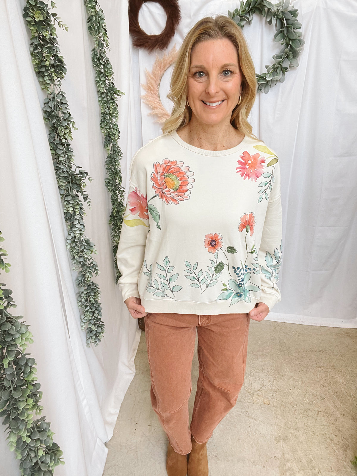 Angie Botanic Print Sweatshirt-sweashirts-hem and thread-The Silo Boutique, Women's Fashion Boutique Located in Warren and Grand Forks North Dakota