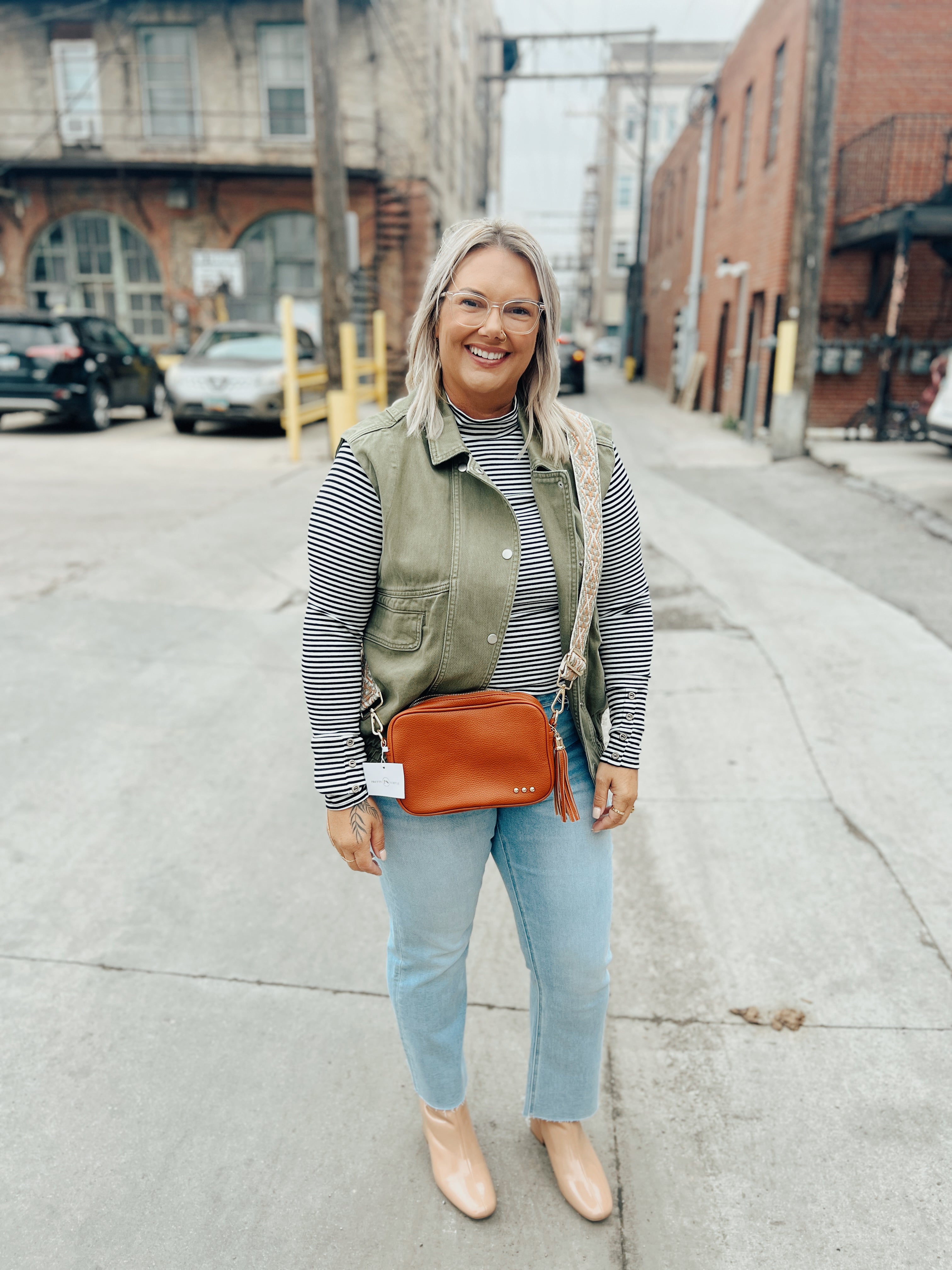 Olive Utility Vest-Vests-miou muse-The Silo Boutique, Women's Fashion Boutique Located in Warren and Grand Forks North Dakota