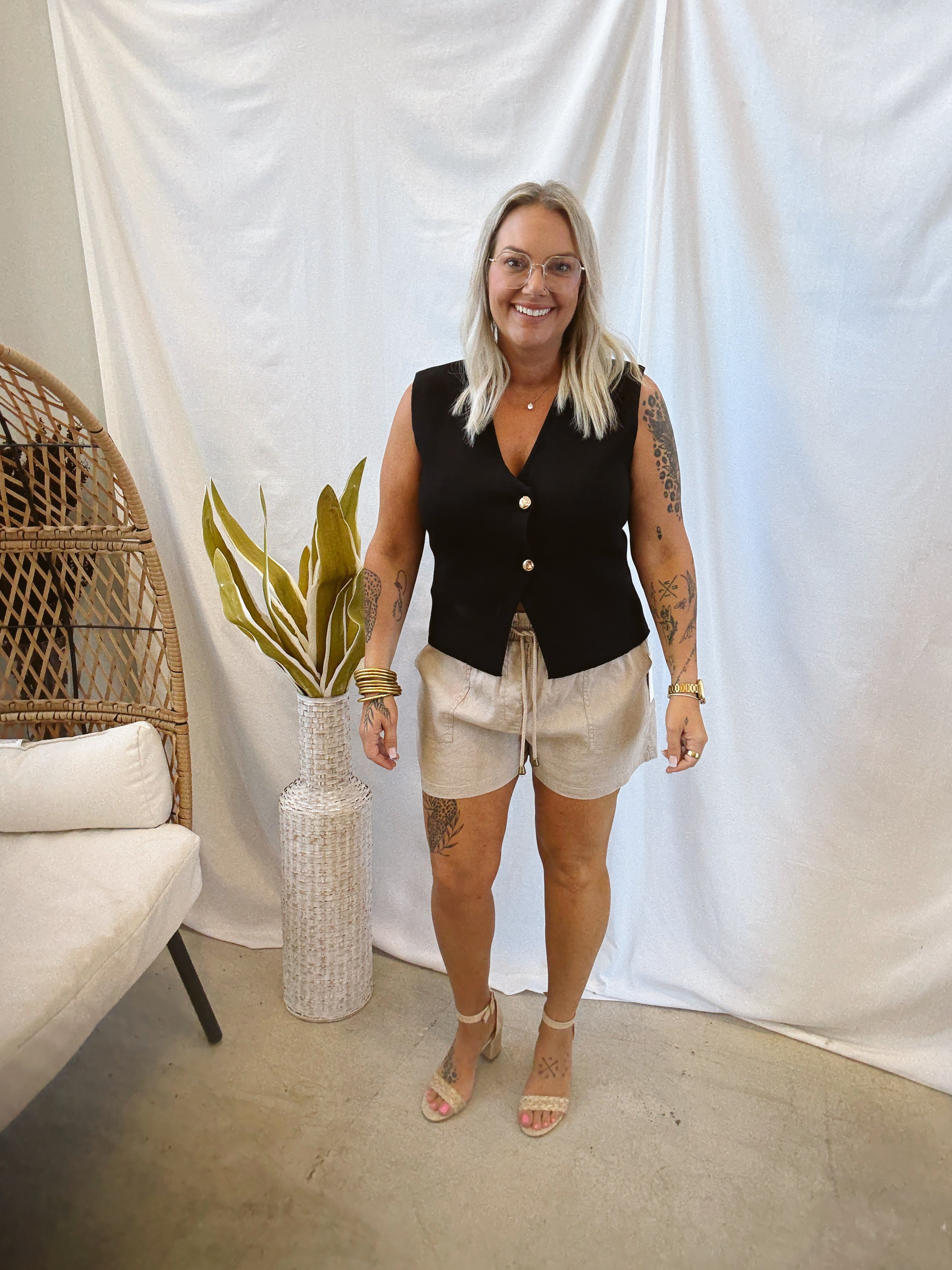 Black with Gold Button Vest-Final Sale-Vests-she and sky-The Silo Boutique, Women's Fashion Boutique Located in Warren and Grand Forks North Dakota