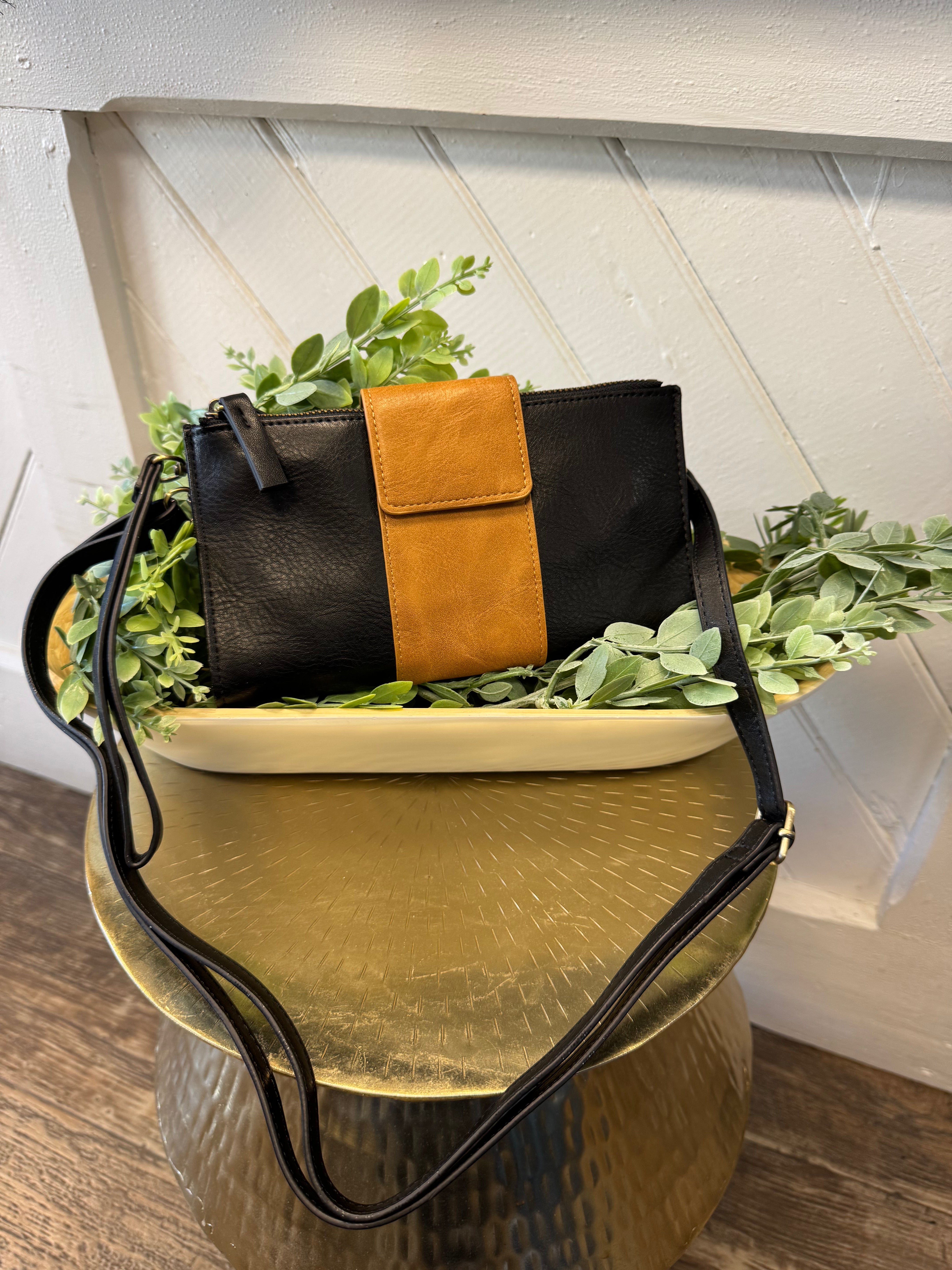 Joy Susan Camryn Wallet Crossbody-The Silo Boutique-The Silo Boutique, Women's Fashion Boutique Located in Warren and Grand Forks North Dakota