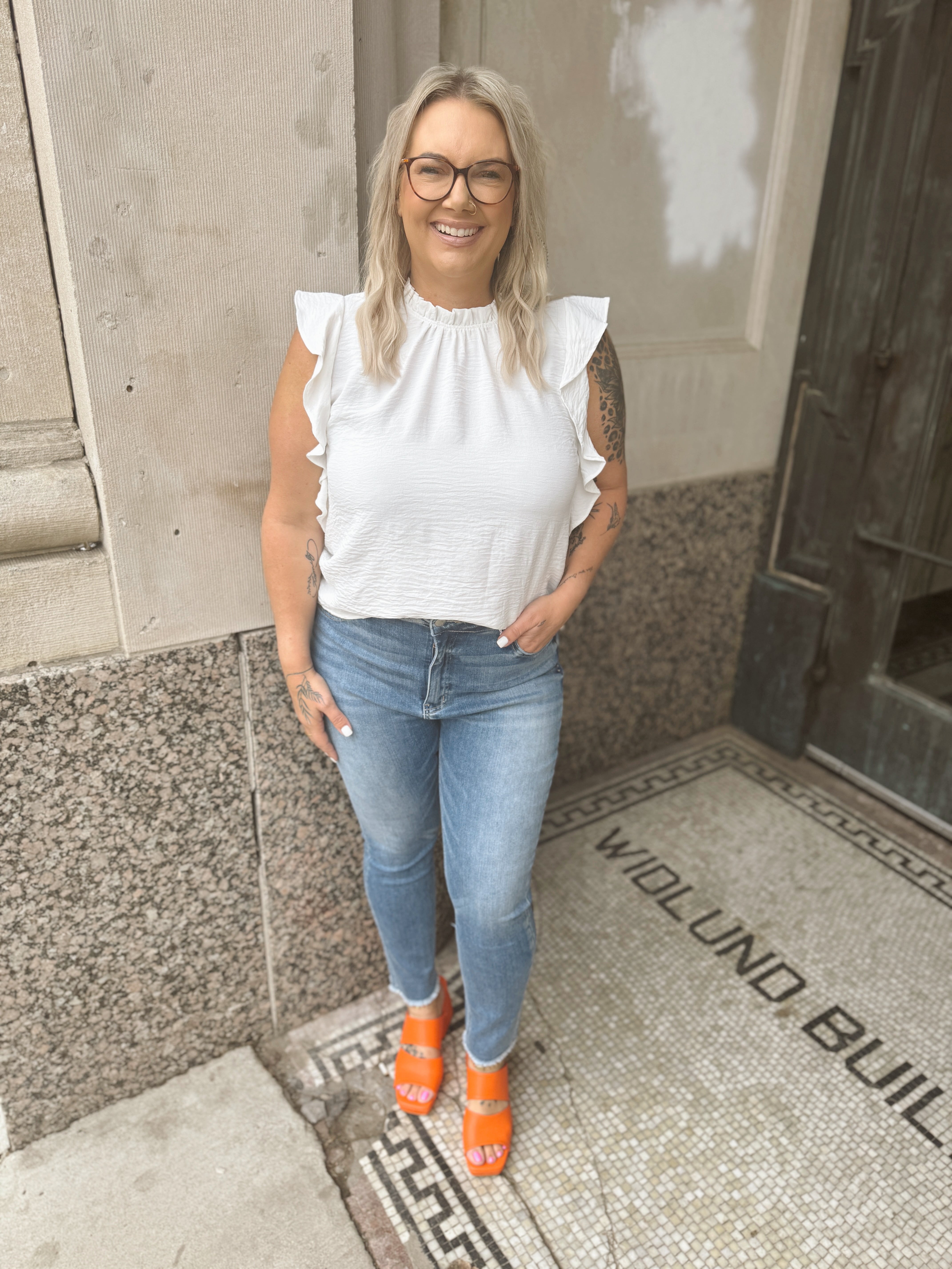 Leslie Ruffled Short Sleeve Top-Ivory-Short Sleeve Tops-les amis-The Silo Boutique, Women's Fashion Boutique Located in Warren and Grand Forks North Dakota