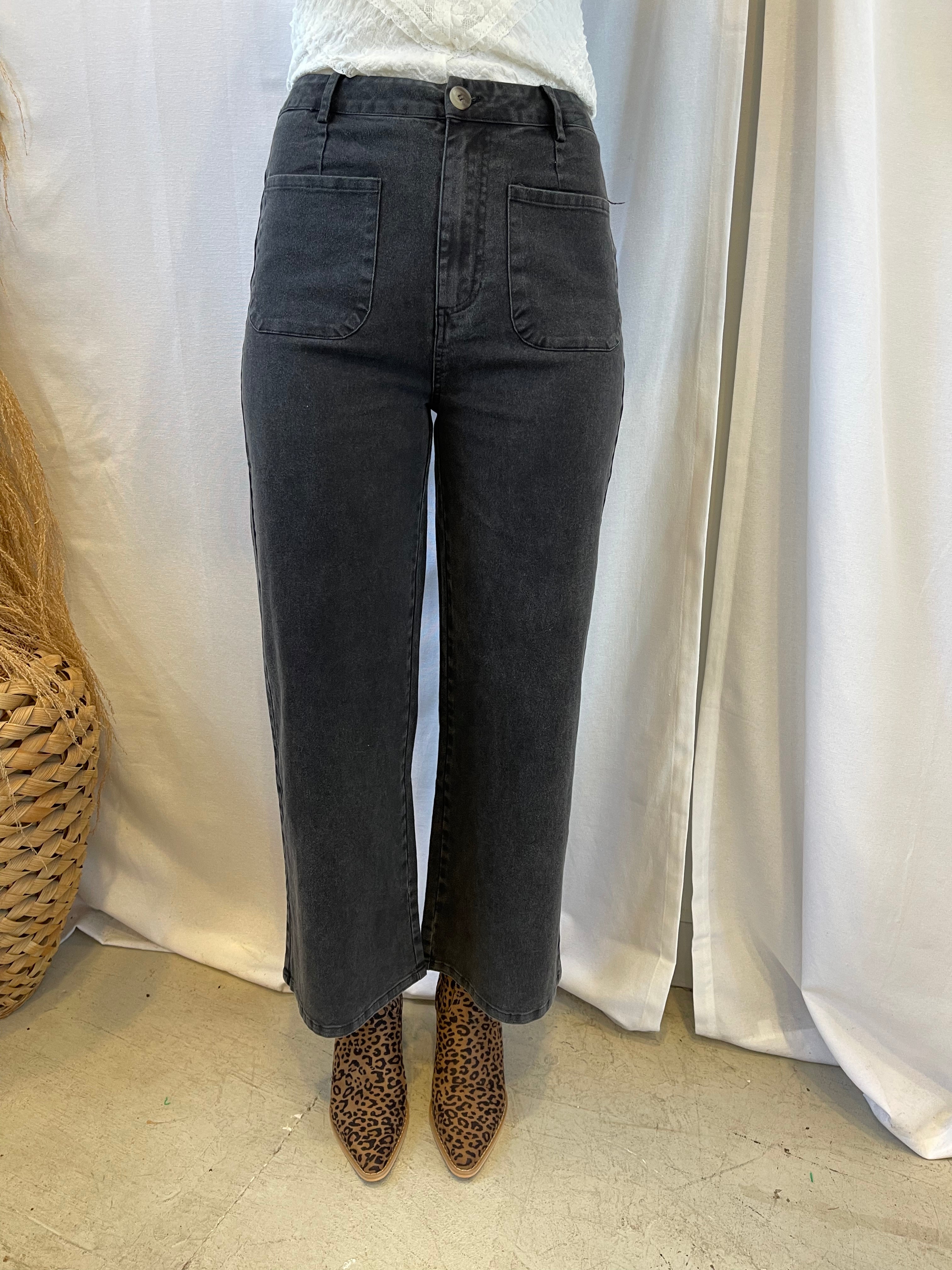 Wide Leg Front Pocket Pants-Black-Pants-entro-The Silo Boutique, Women's Fashion Boutique Located in Warren and Grand Forks North Dakota