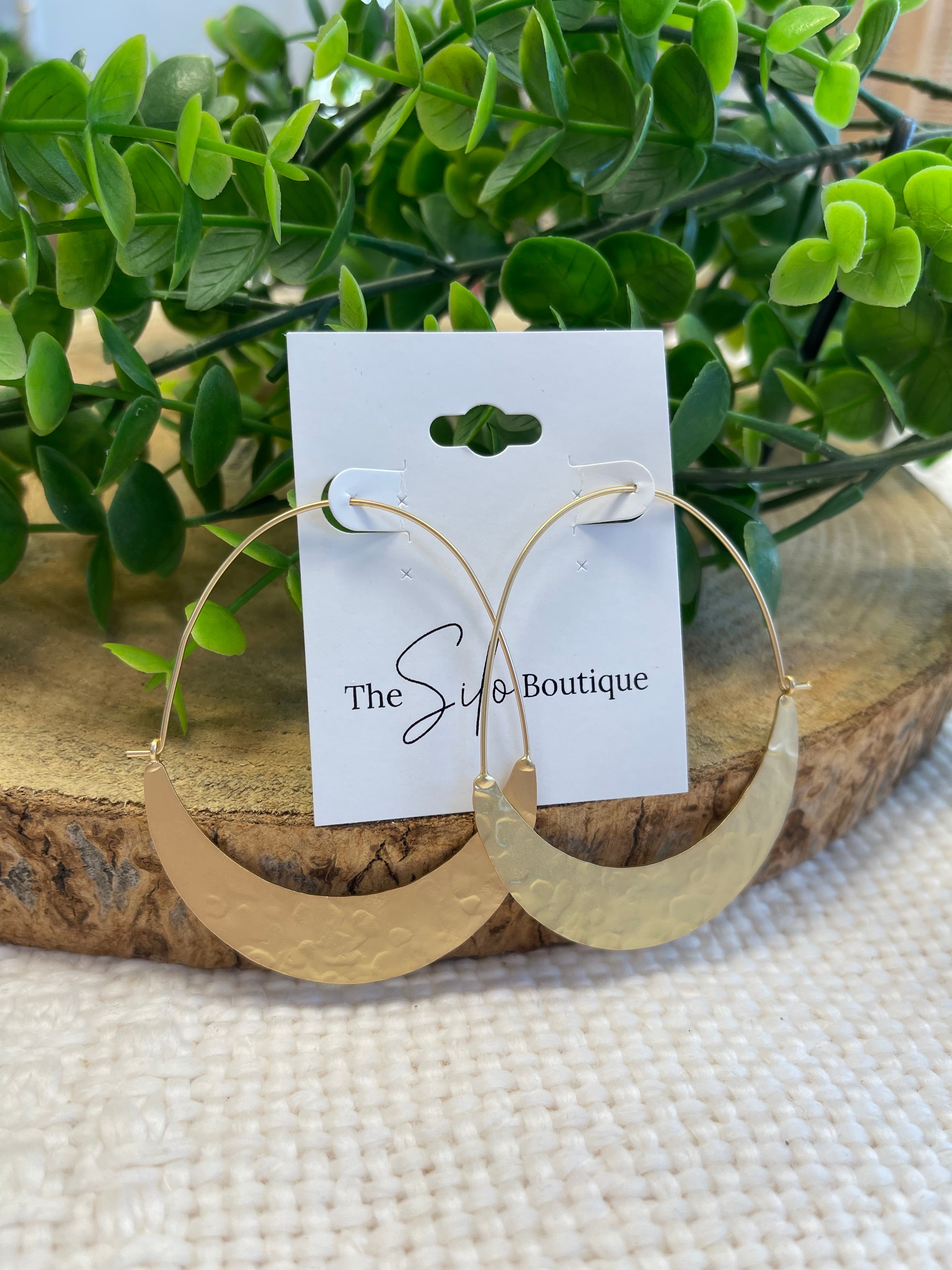 Thin Hammered Semi Circle Hoop Earrings-Earrings-Fame-The Silo Boutique, Women's Fashion Boutique Located in Warren and Grand Forks North Dakota