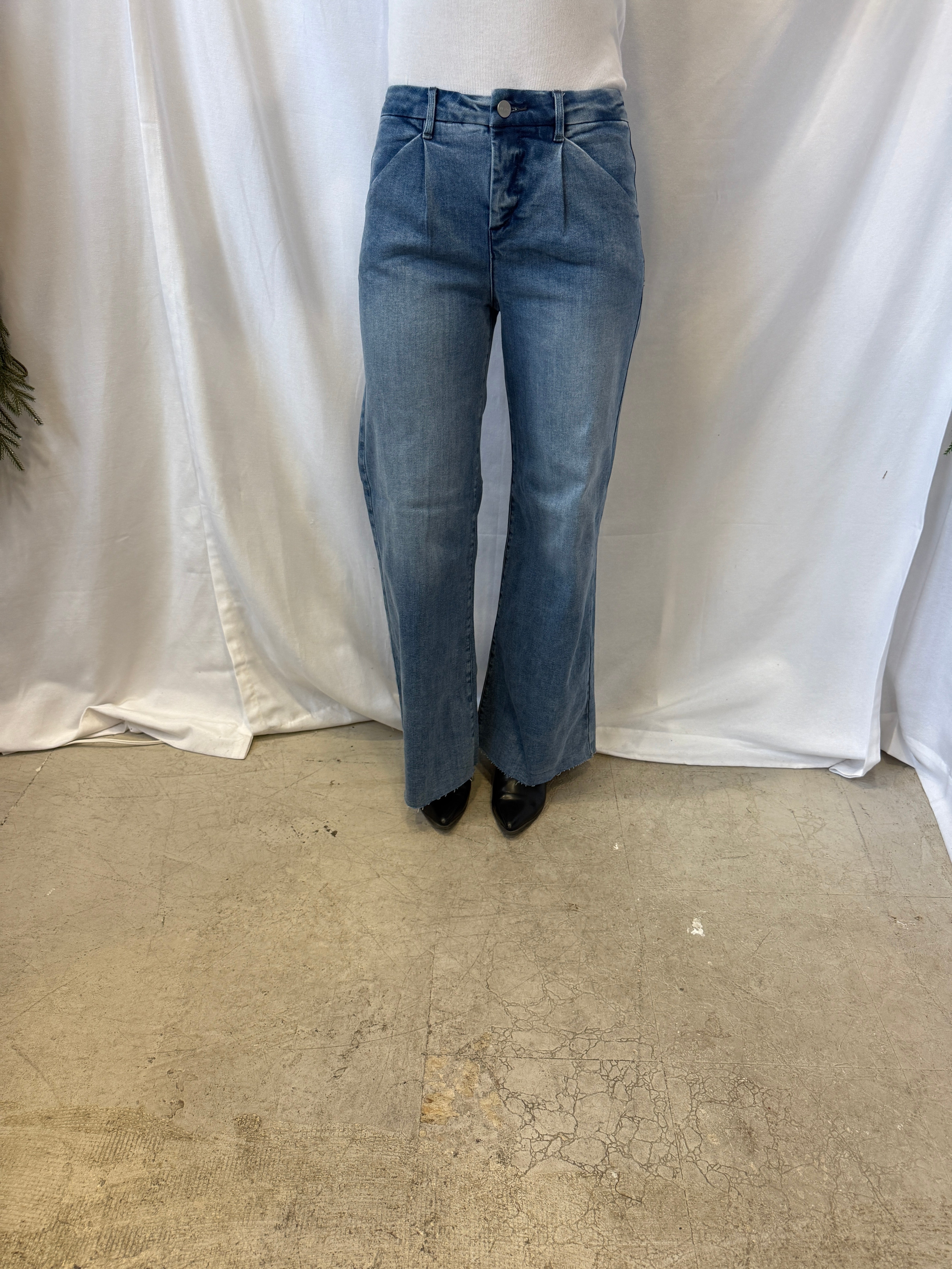 Risen Wide Leg Pleated Jeans-Jeans-risen-The Silo Boutique, Women's Fashion Boutique Located in Warren and Grand Forks North Dakota